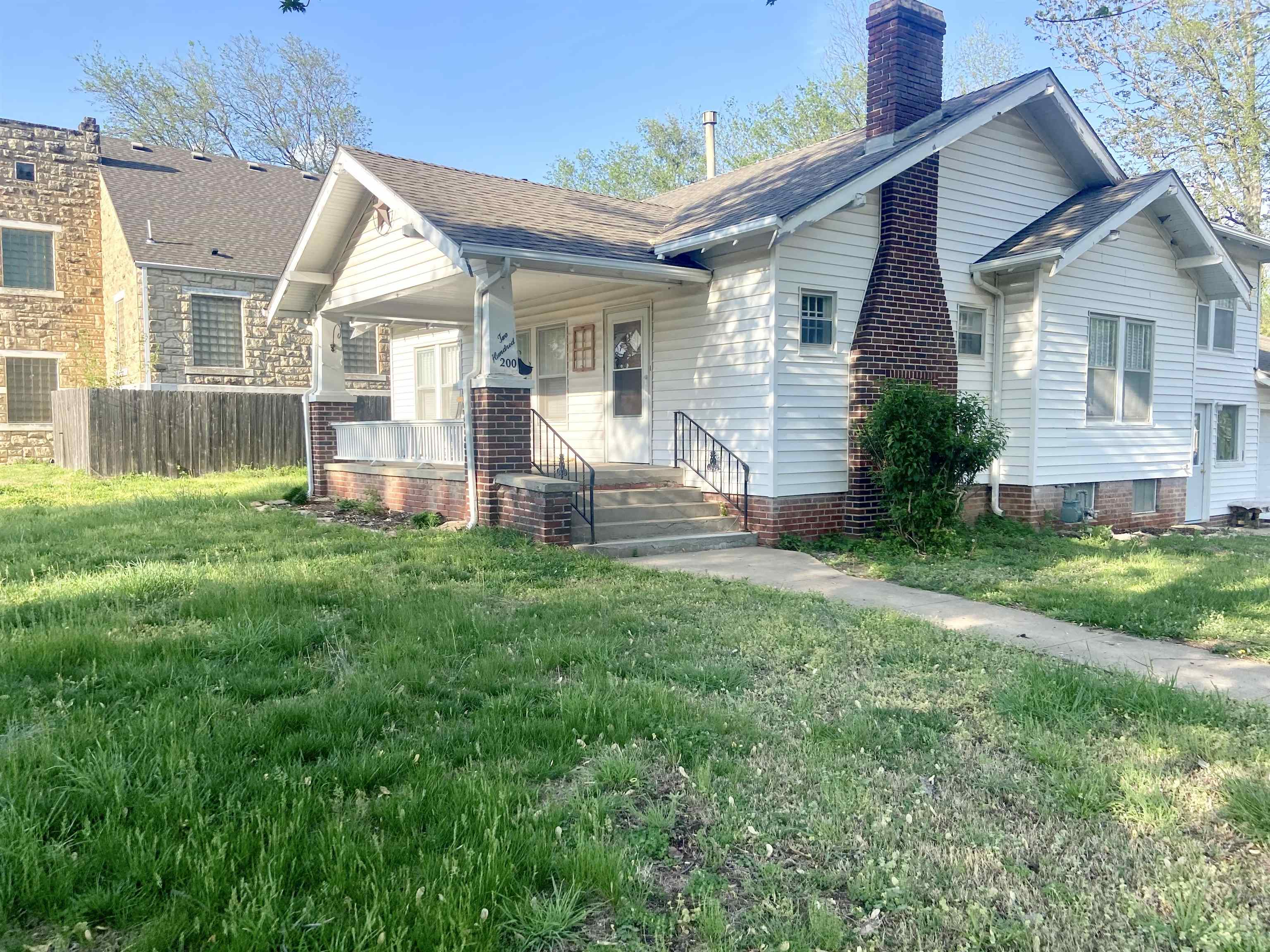 200 E Broadway Avenue Augusta KS 67010