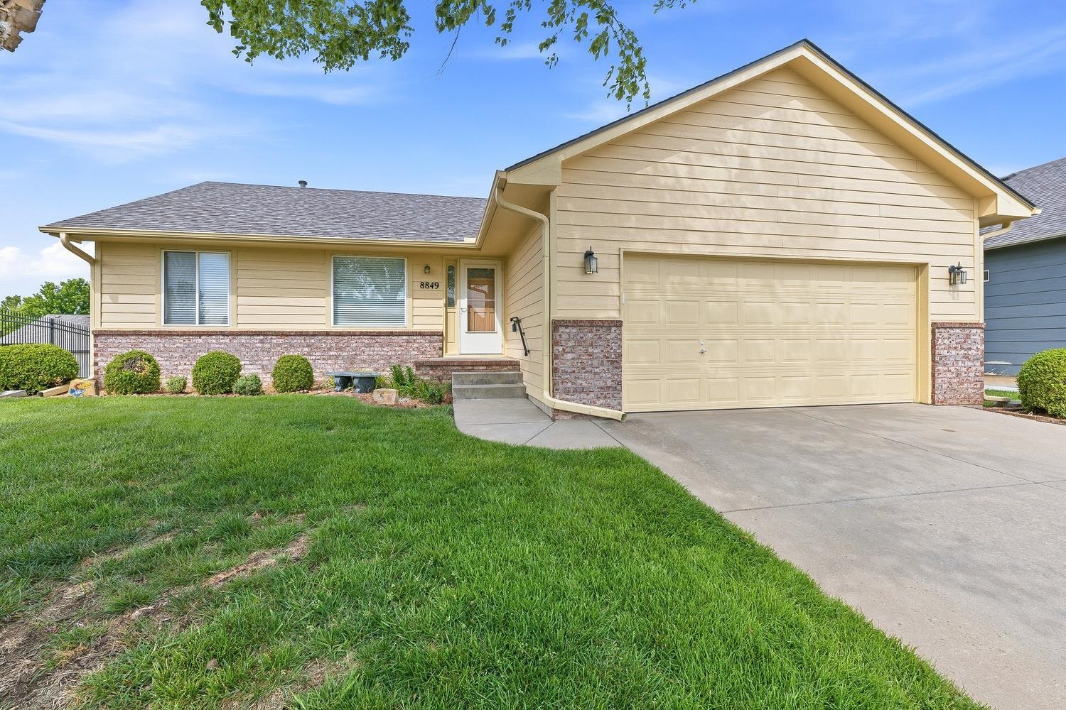 8849 N Hidden Lane Park City KS 67147