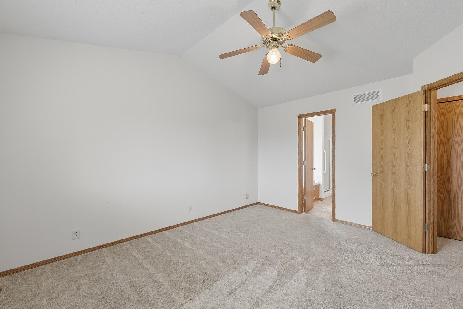 8849 N Hidden Lane Park City KS 67147