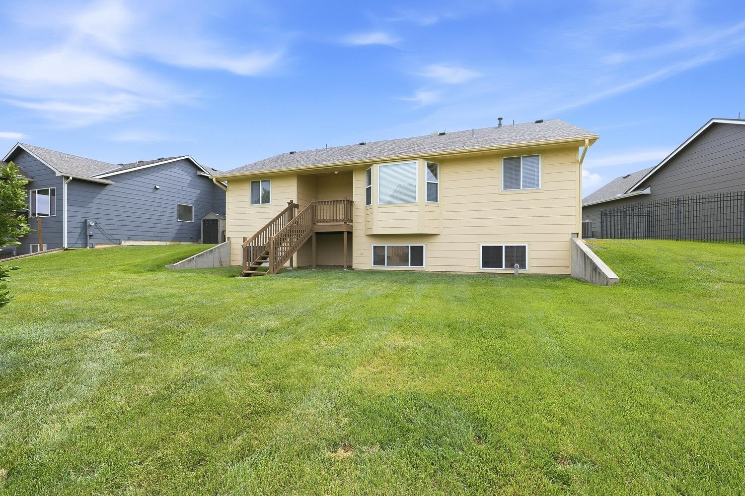 8849 N Hidden Lane Park City KS 67147