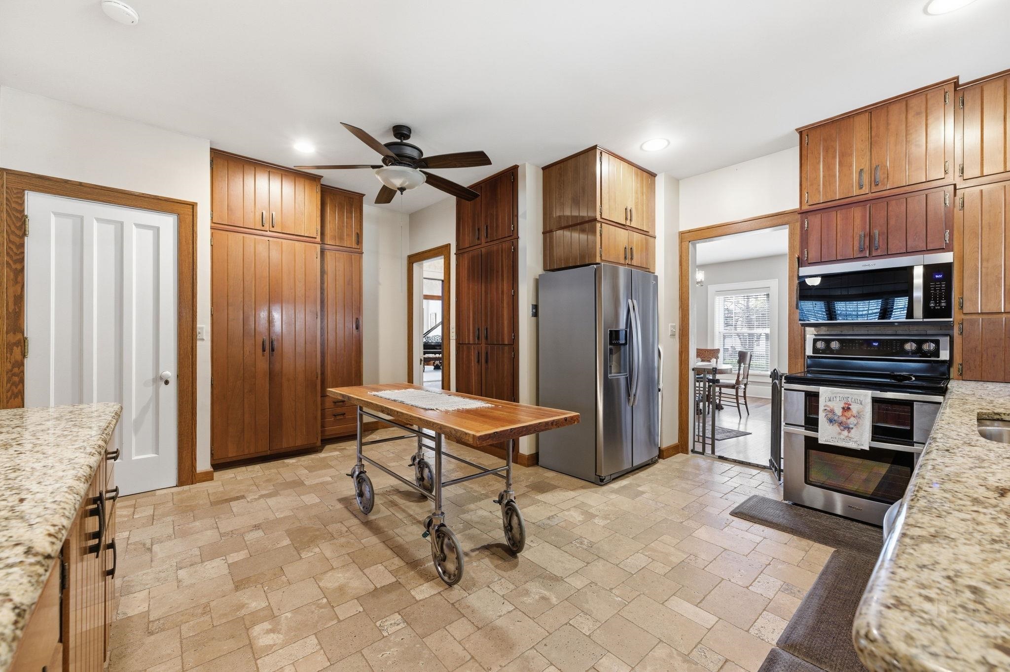 1316 E 10th Winfield KS 67156
