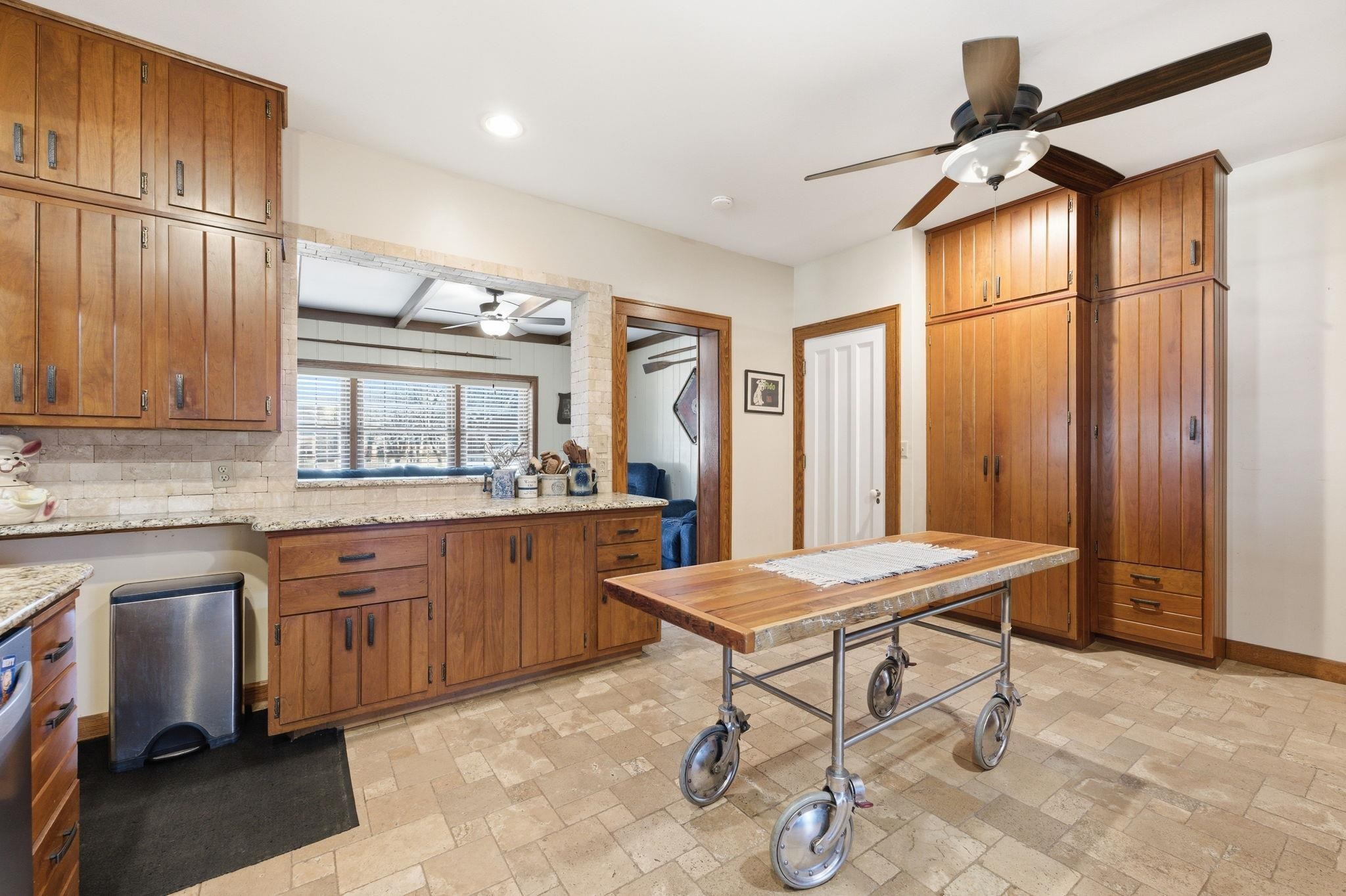 1316 E 10th Winfield KS 67156