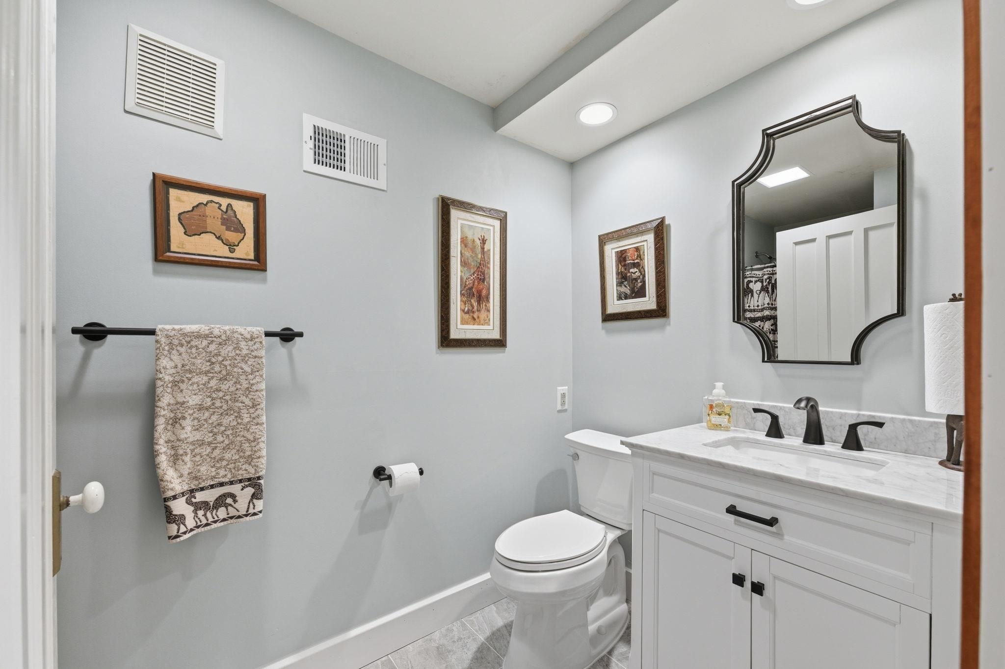 1316 E 10th Winfield KS 67156