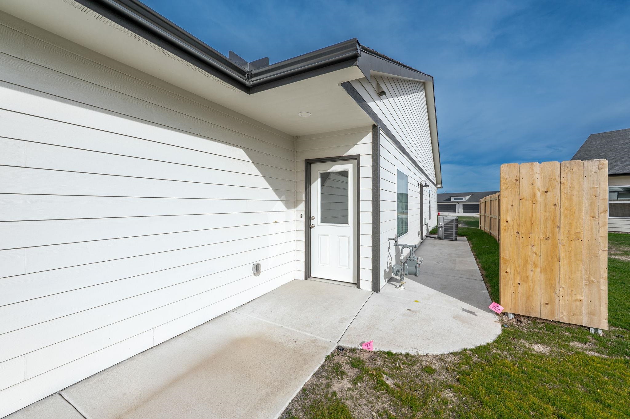 820 S Jay Street Valley Center KS 67147-8948
