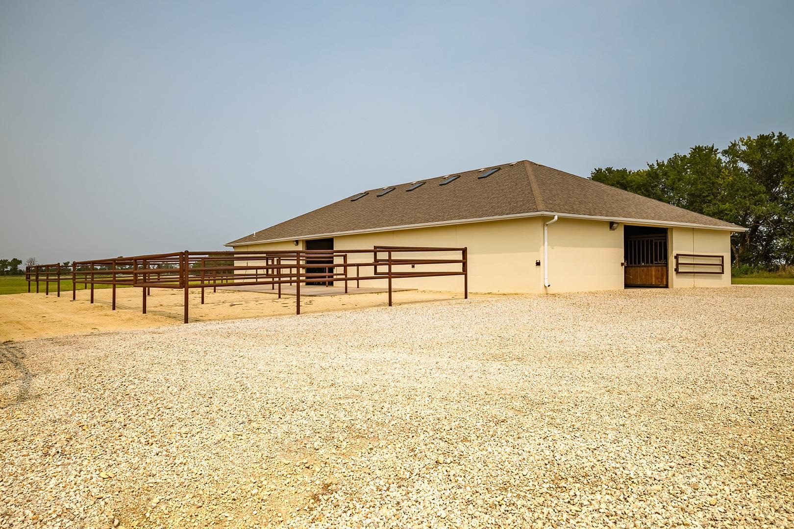 13499 SW 40th Street Benton KS 67017