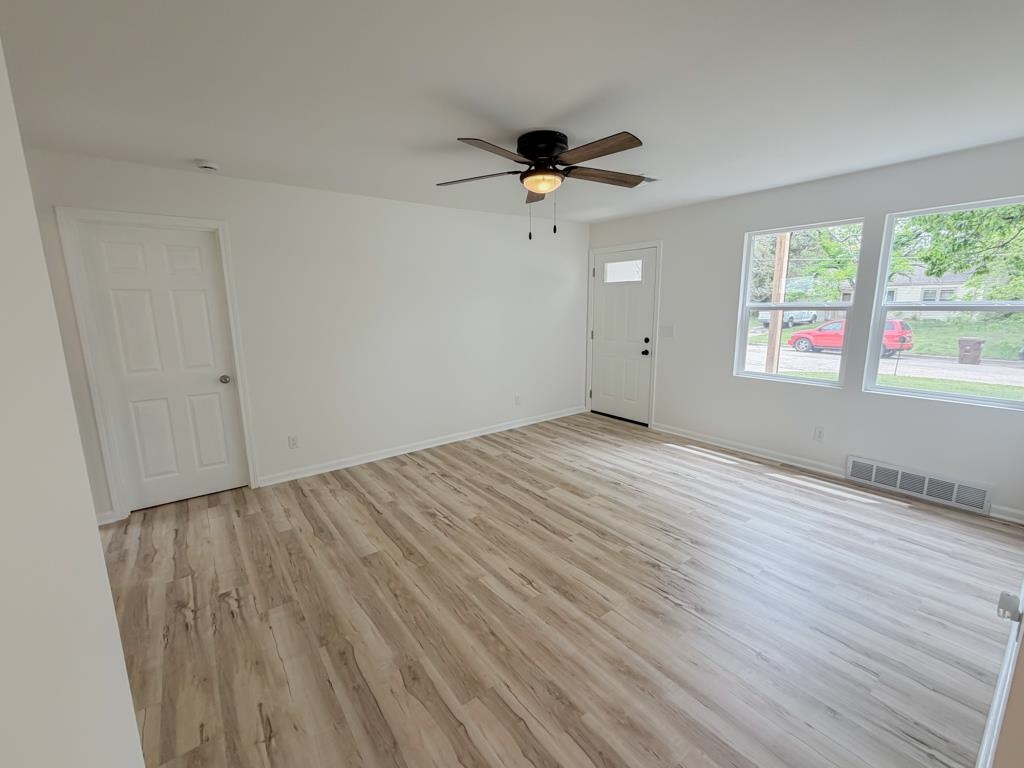 1905 S Faulders Lane Wichita KS 67218