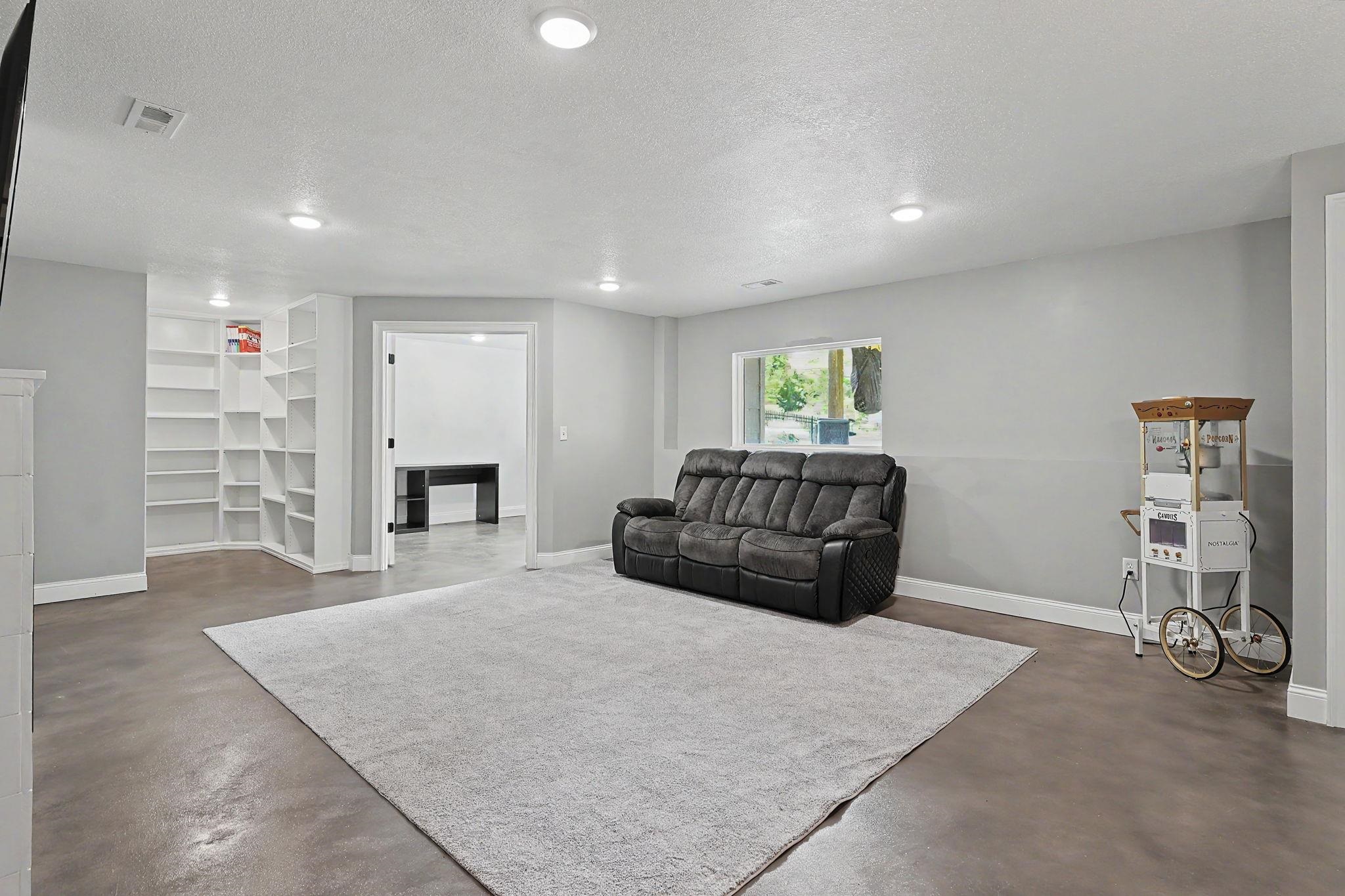 3817 N Estancia Wichita KS 67205