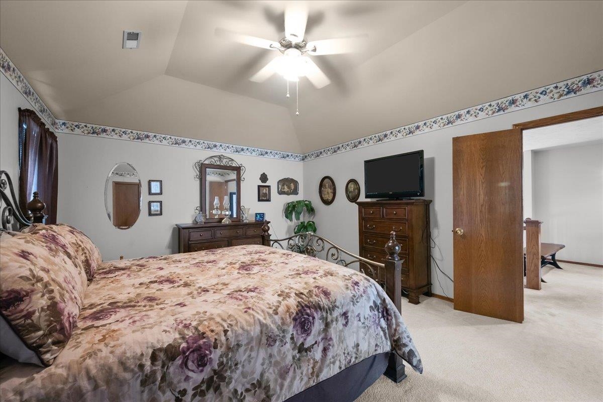 4322 N Ironwood Street Wichita KS 67226