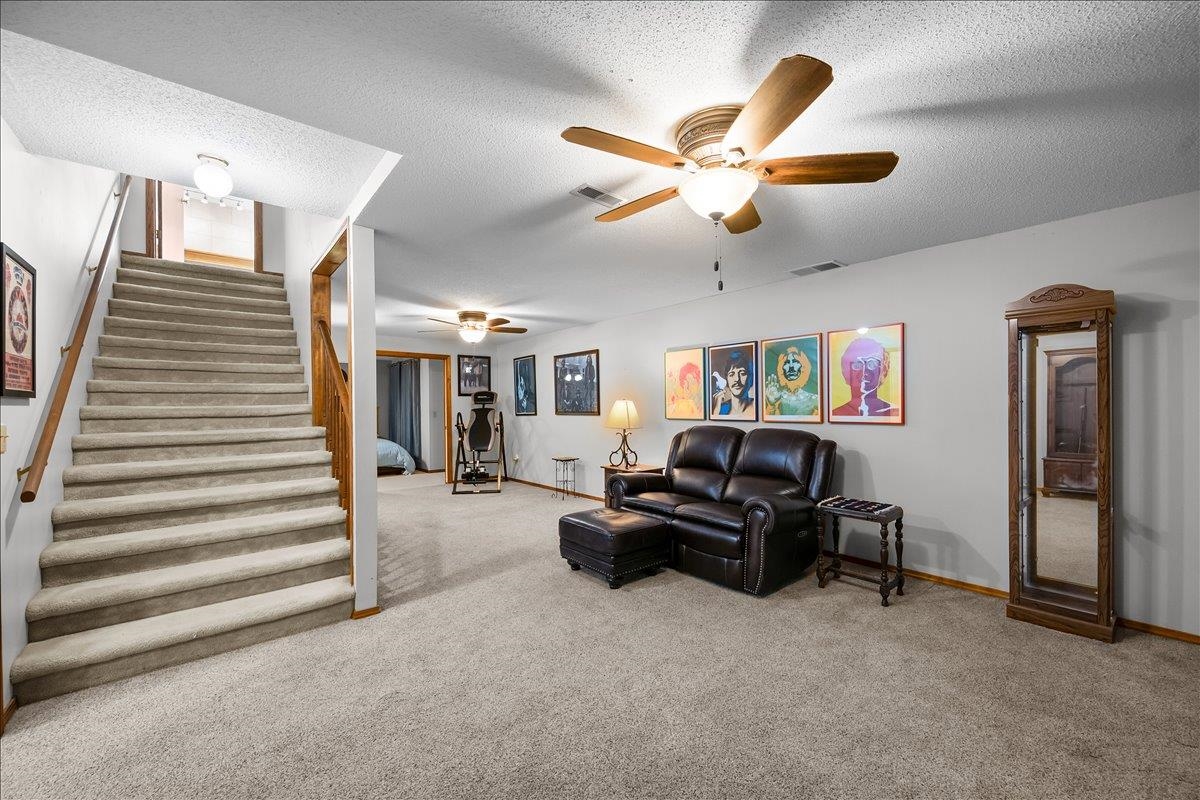 4322 N Ironwood Street Wichita KS 67226