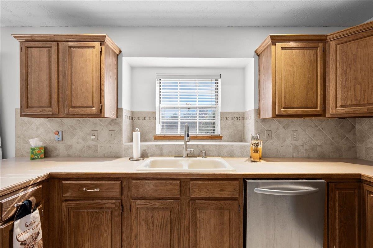 4322 N Ironwood Street Wichita KS 67226