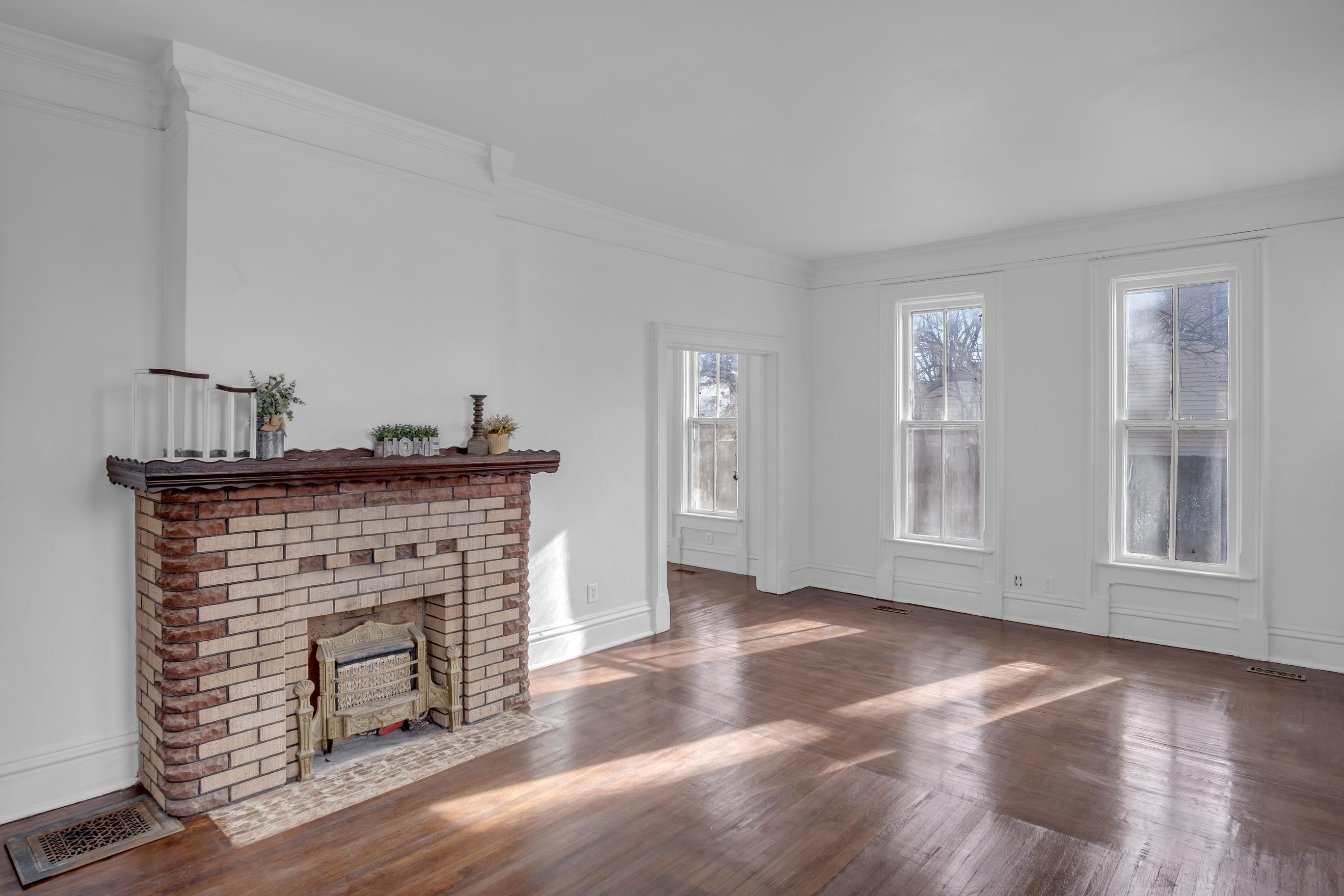 303 E 3rd Street Newton KS 67114