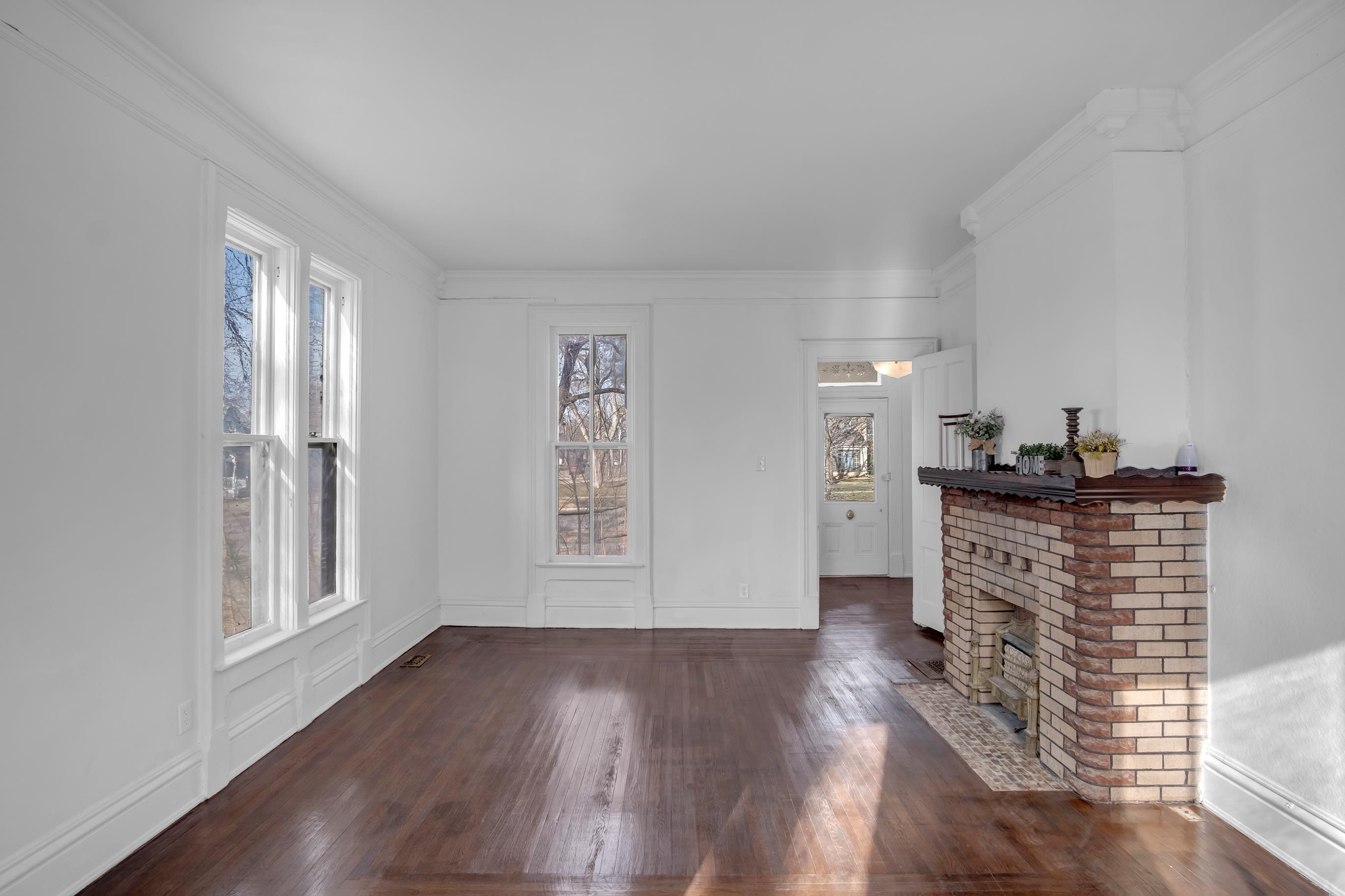 303 E 3rd Street Newton KS 67114