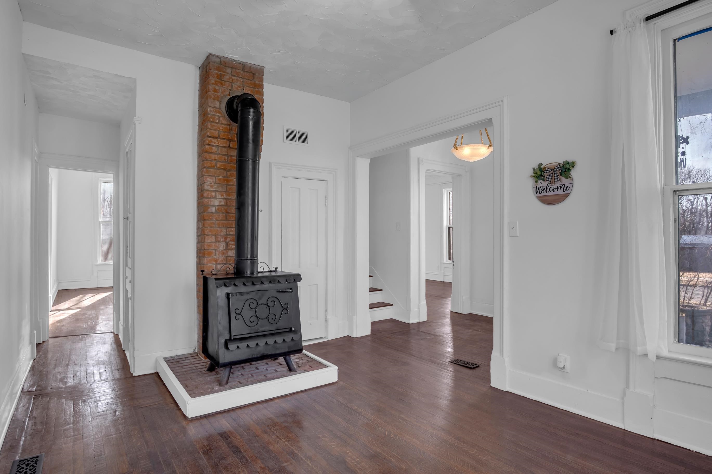 303 E 3rd Street Newton KS 67114
