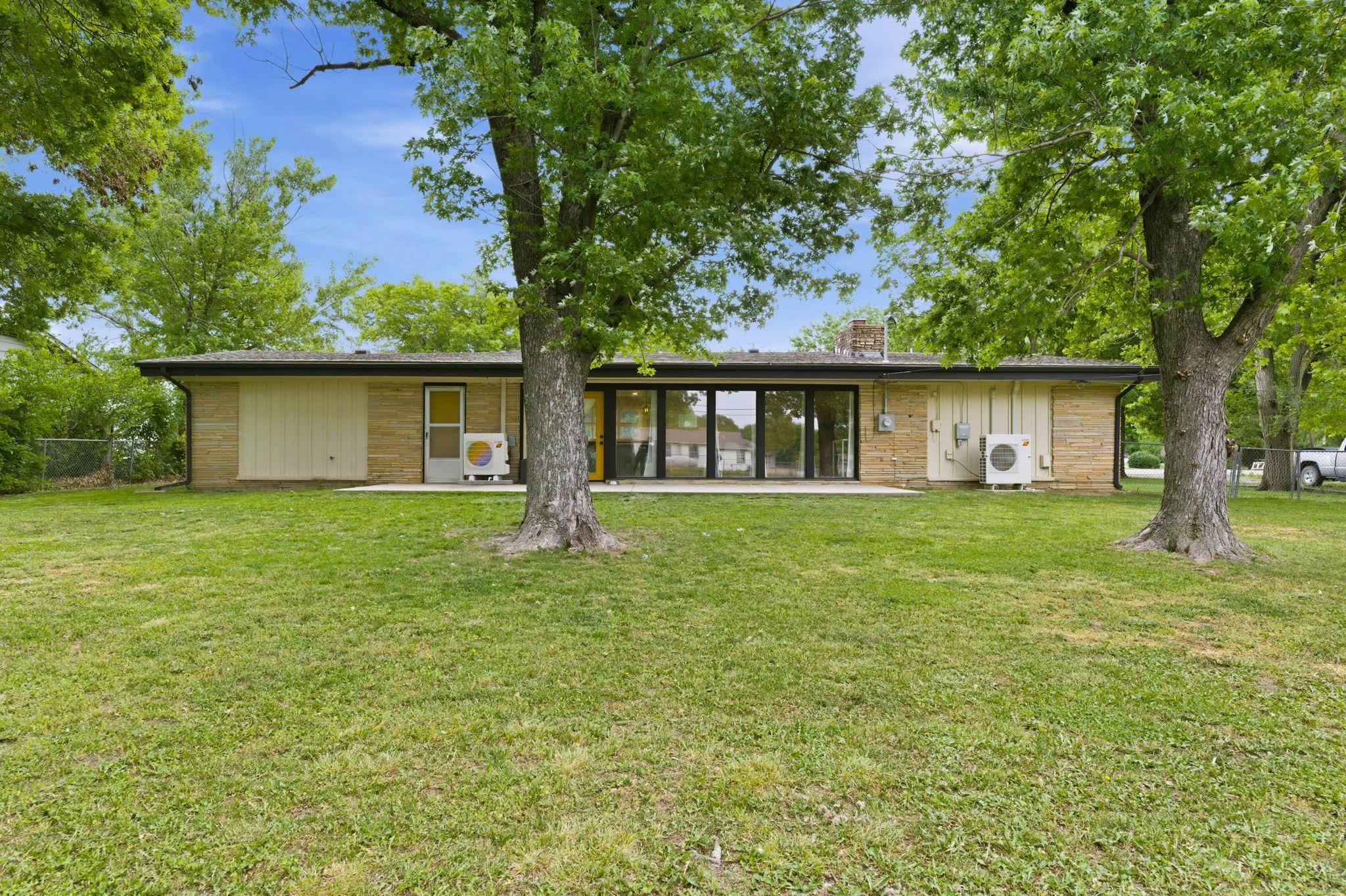 161 S Westview Drive Andover KS 67002