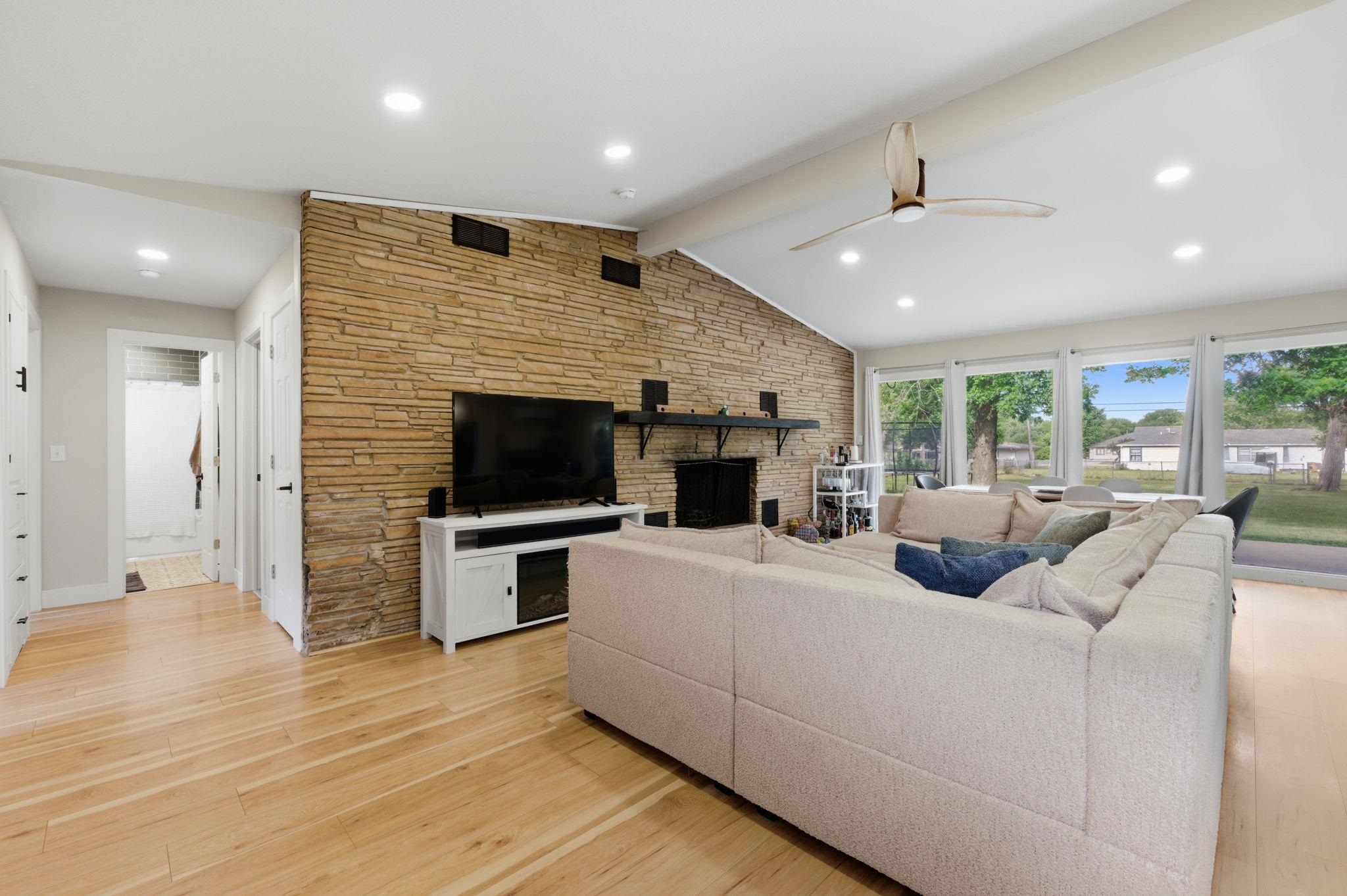 161 S Westview Drive Andover KS 67002