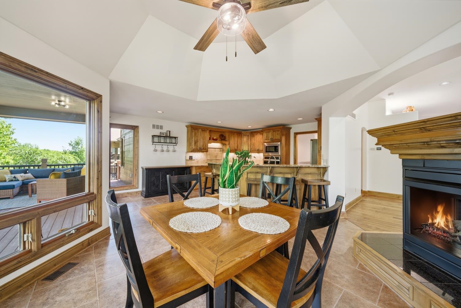 1210 E Rolling Hills Drive Augusta KS 67010
