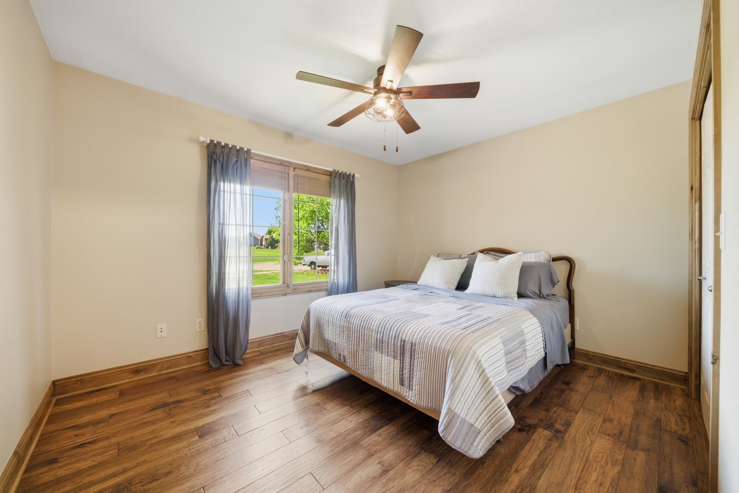 1210 E Rolling Hills Drive Augusta KS 67010
