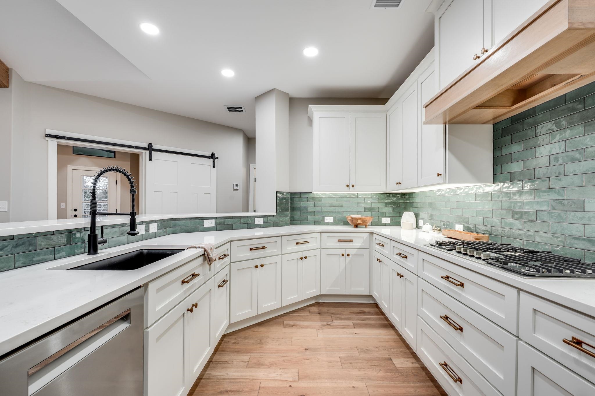 1613 W Rockhill Place Andover KS 67002