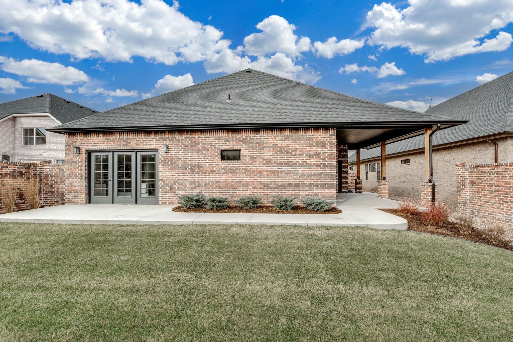 1613 W Rockhill Place Andover KS 67002