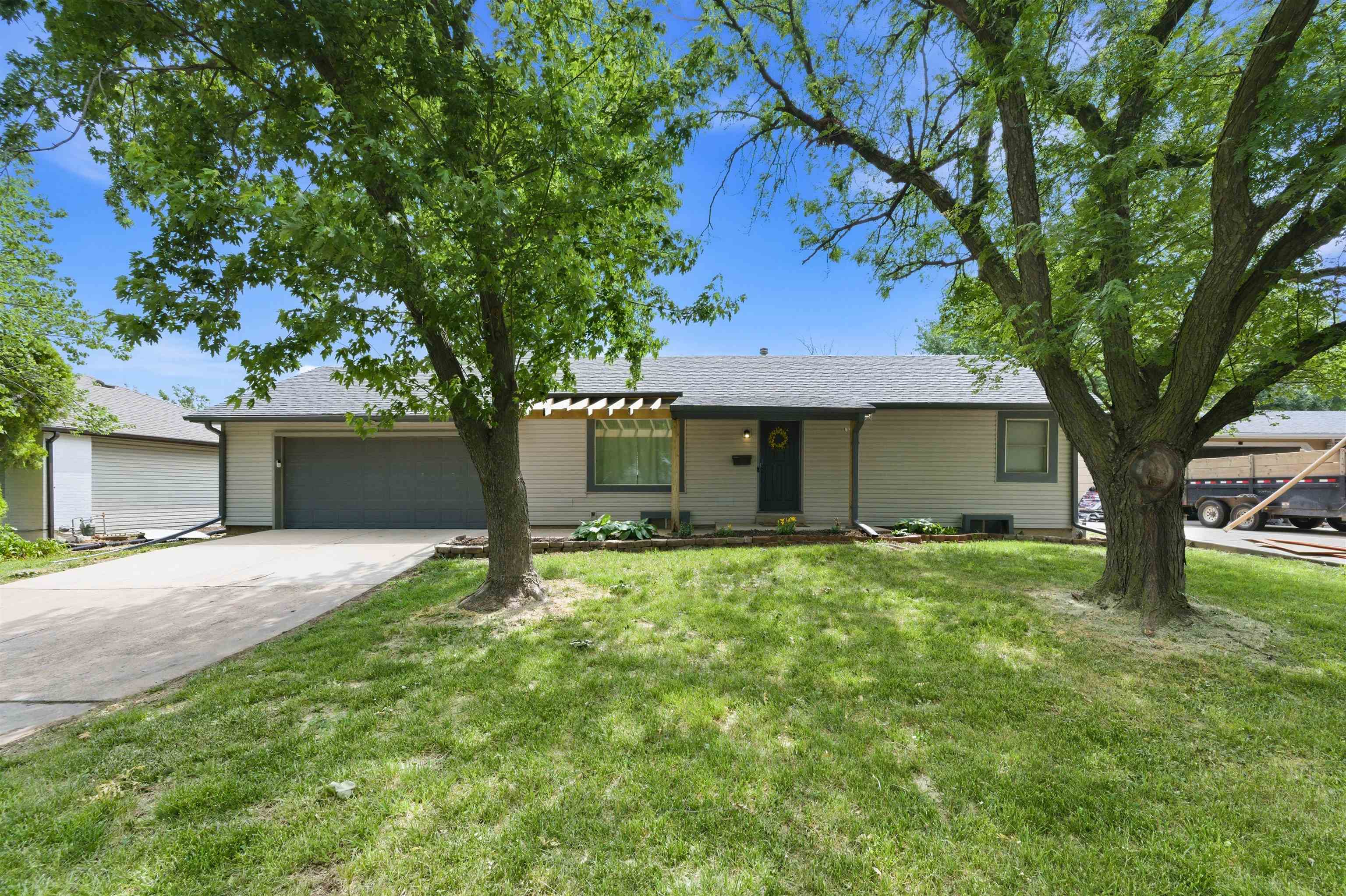 Wichita KS, 908 S Dalton Drive