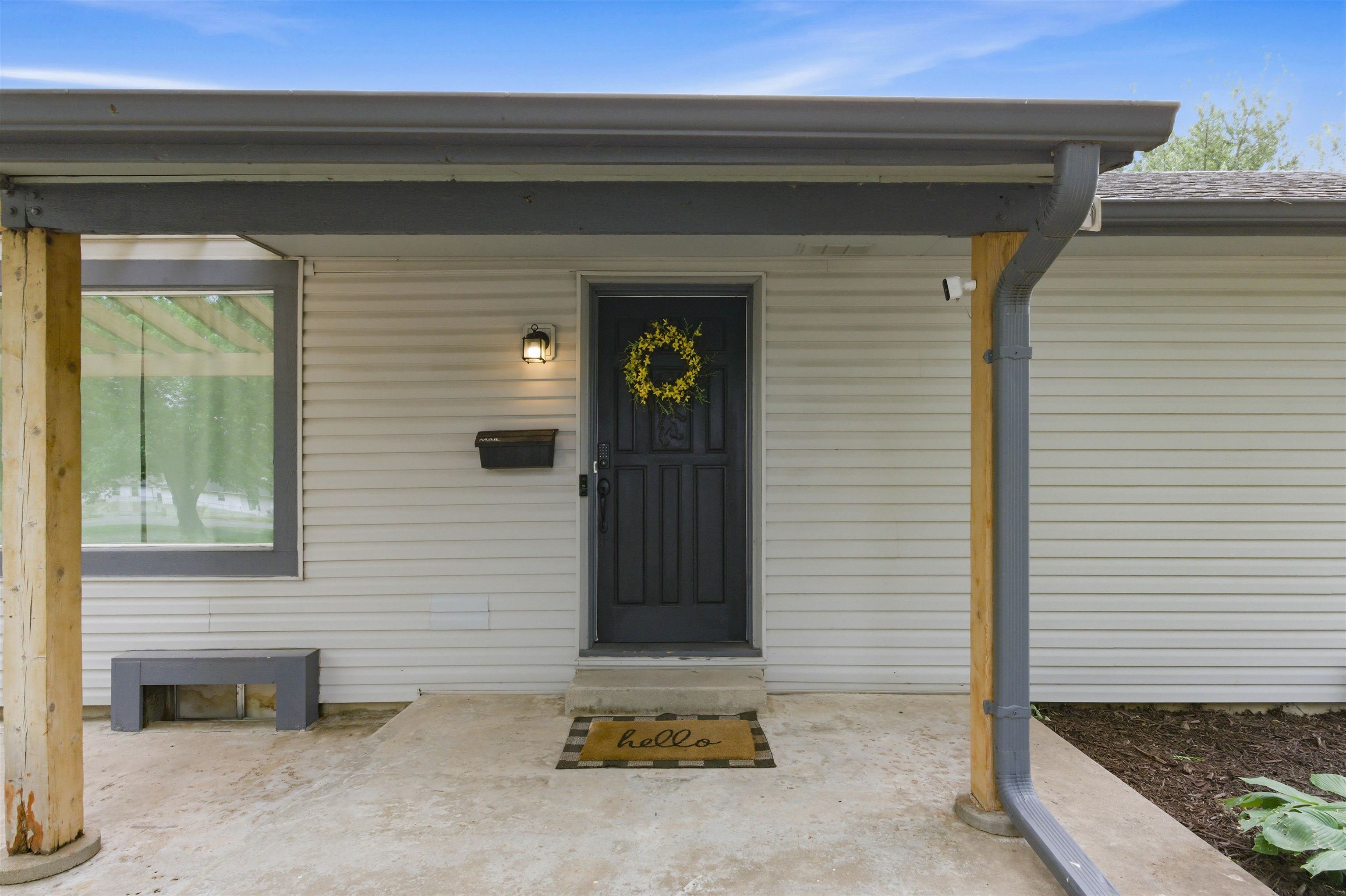 908 S Dalton Drive Wichita KS 67207