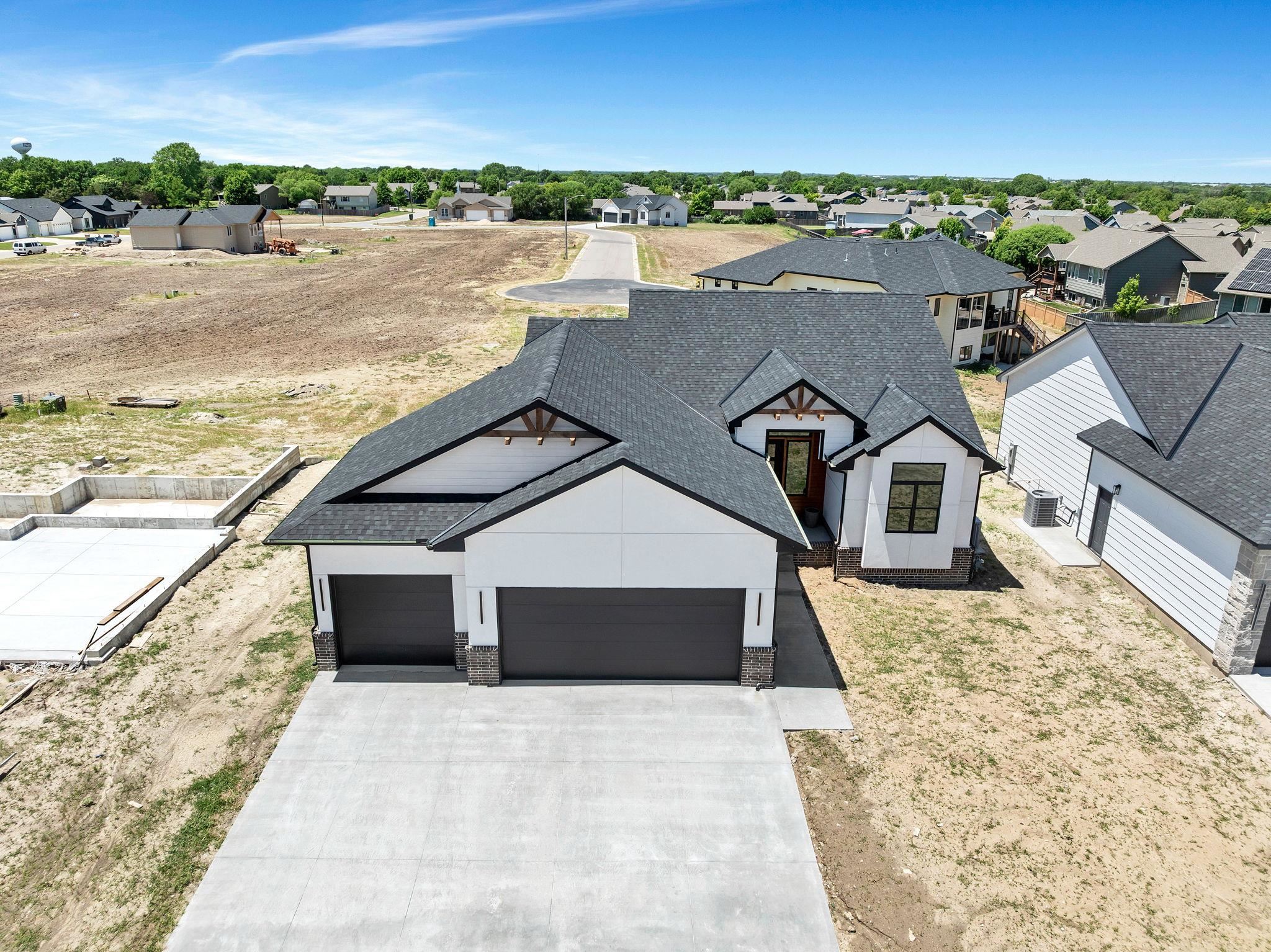 6633 N Silverton Park City KS 67219