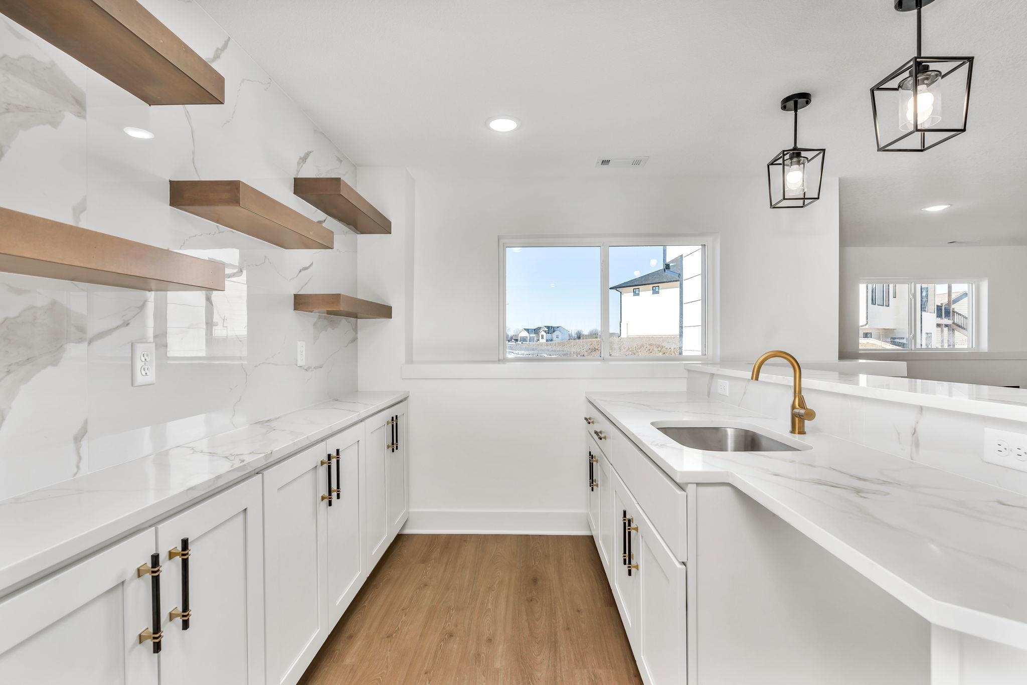 6633 N Silverton Park City KS 67219