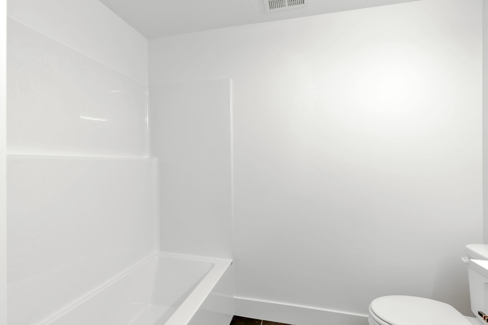 6633 N Silverton Park City KS 67219