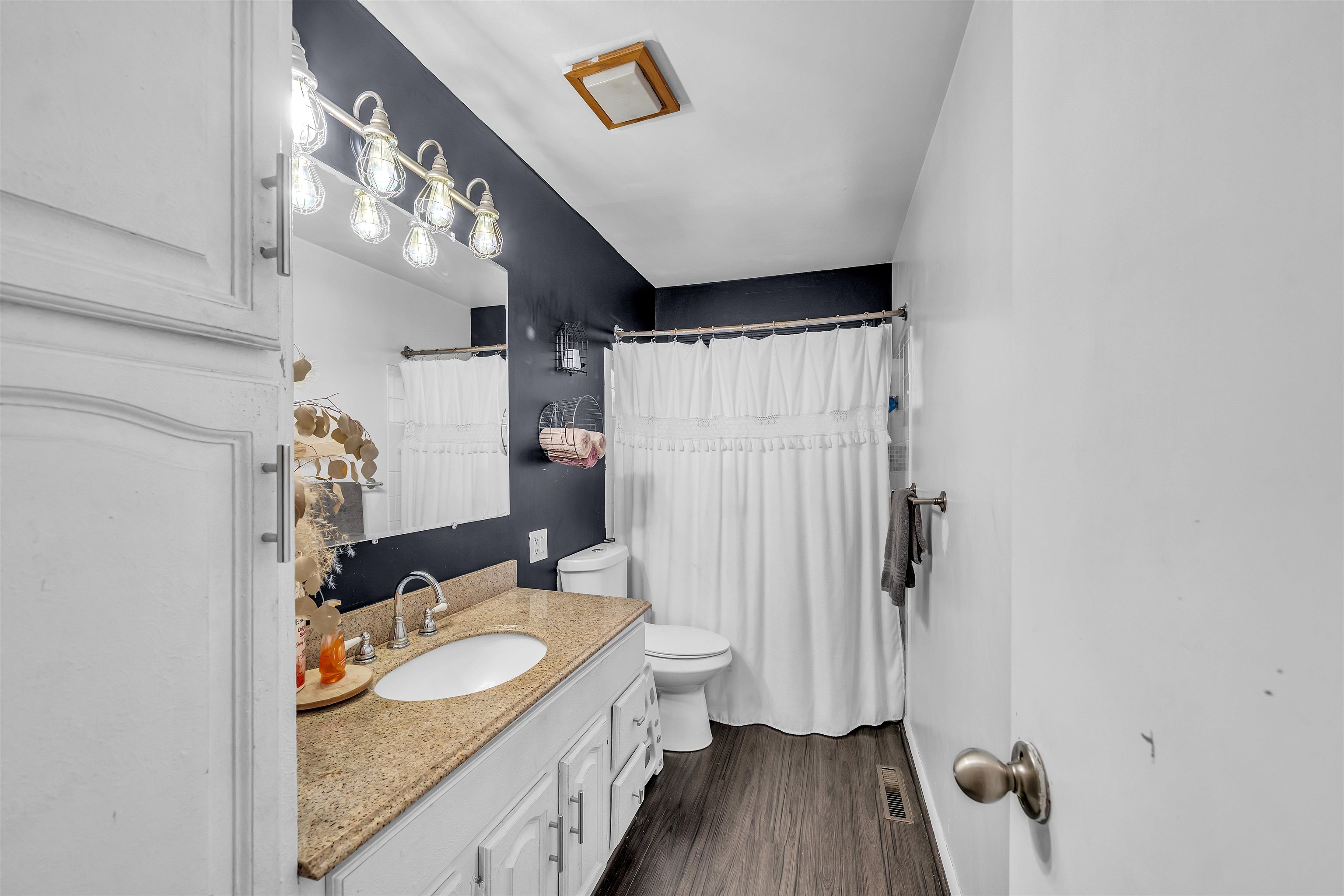 214 S Wichita Street Haven KS 67543
