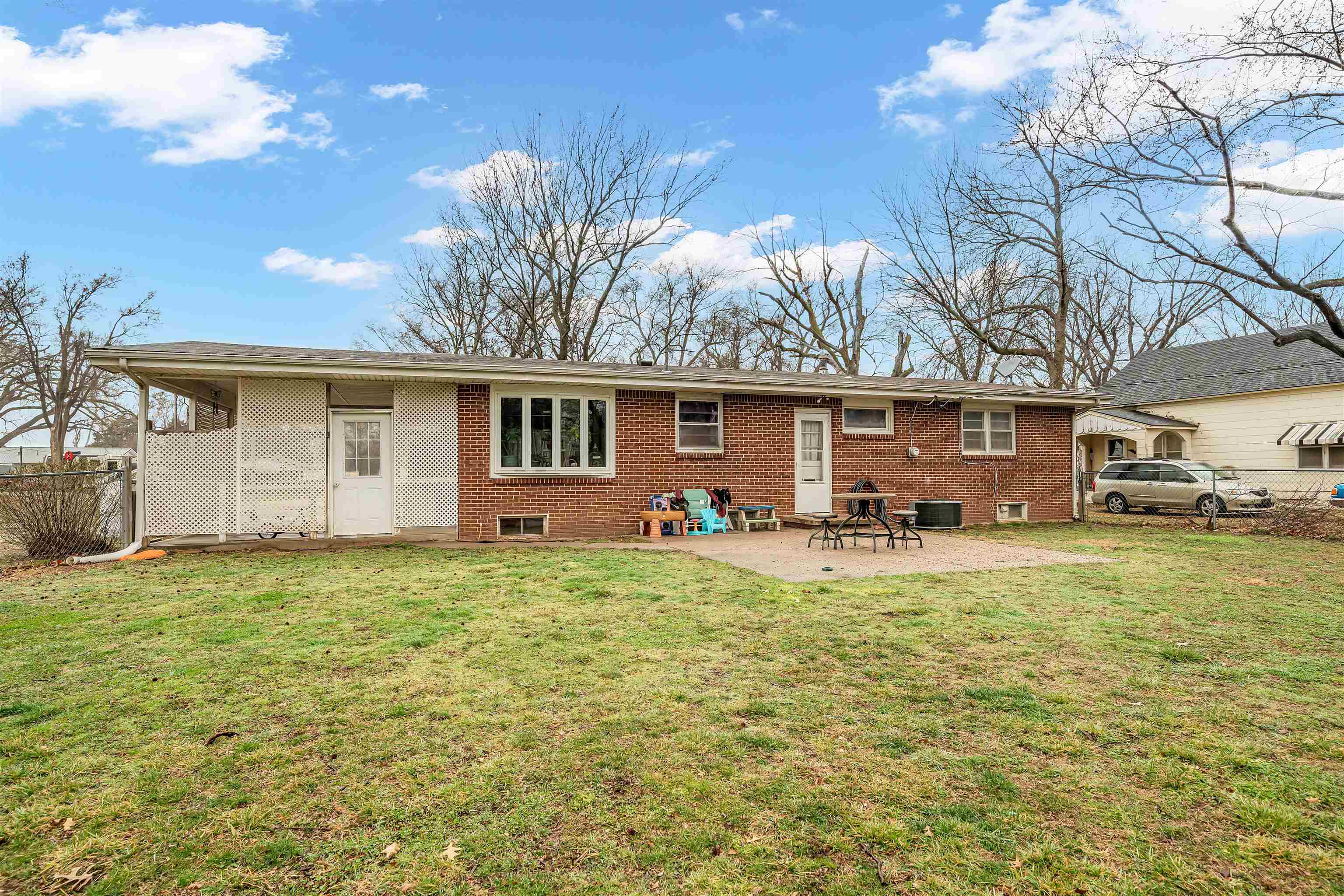 214 S Wichita Street Haven KS 67543