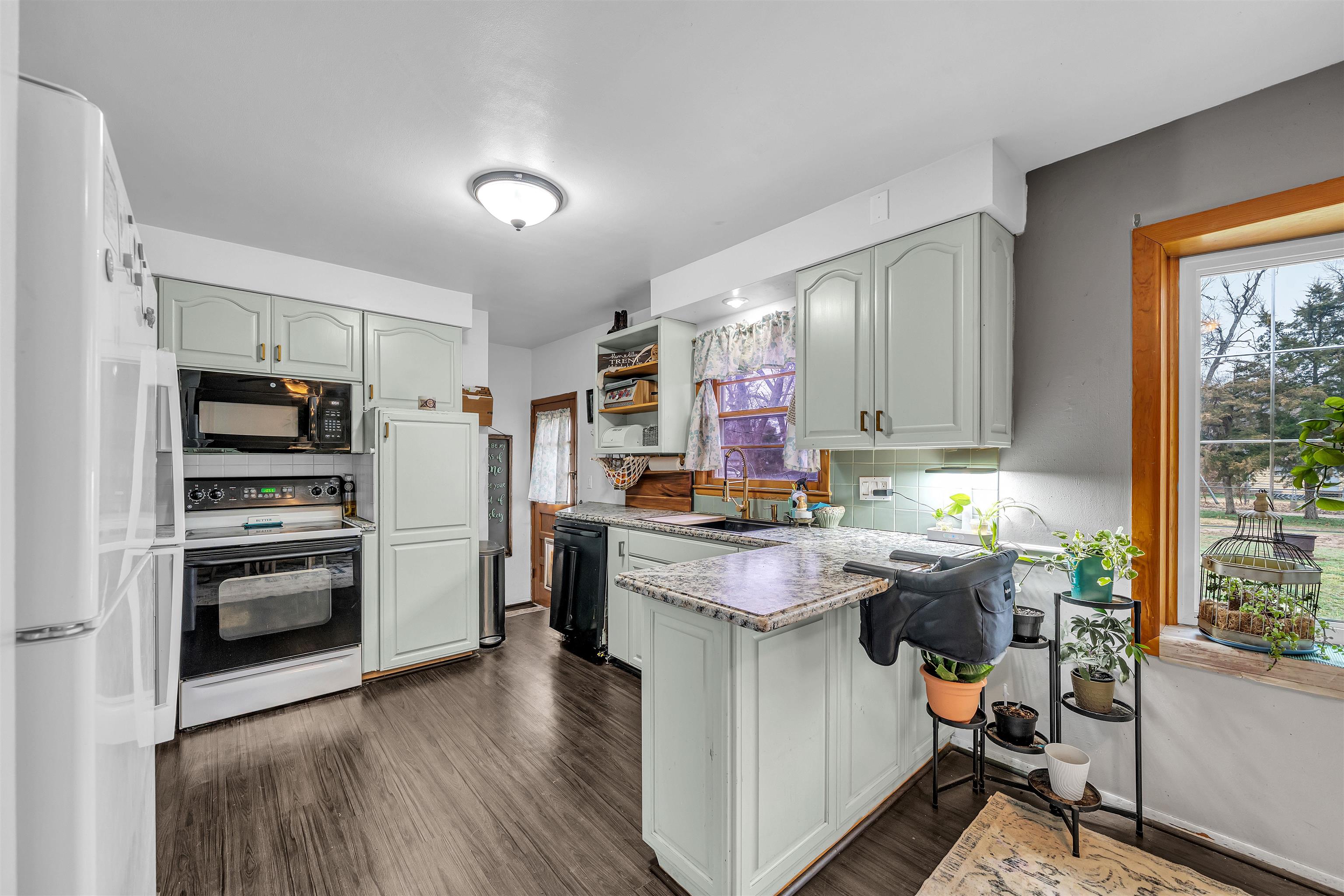214 S Wichita Street Haven KS 67543