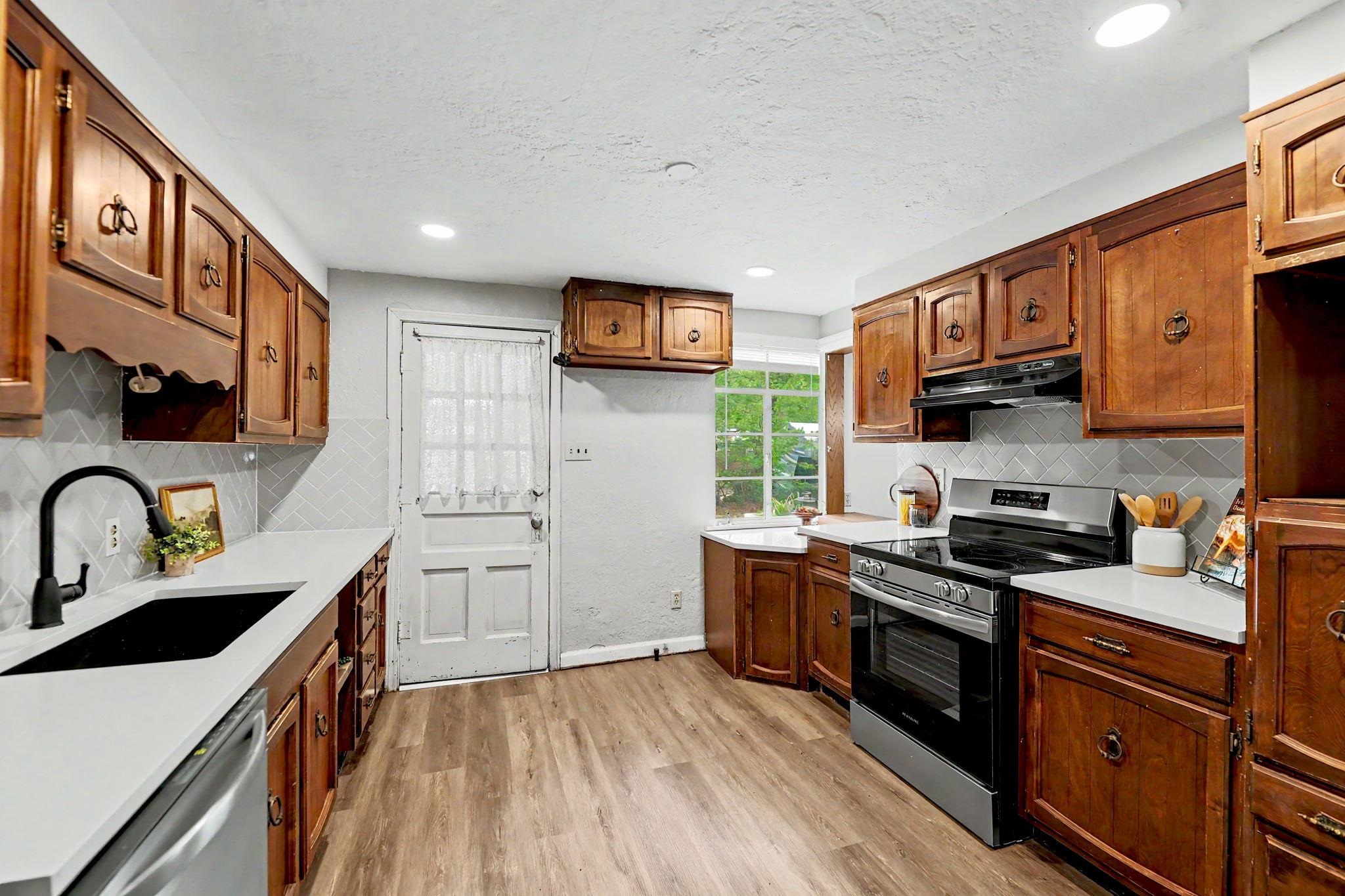 1830 S Chautauqua Wichita KS 67211