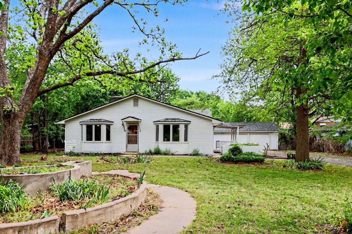 1830 S Chautauqua Wichita KS 67211