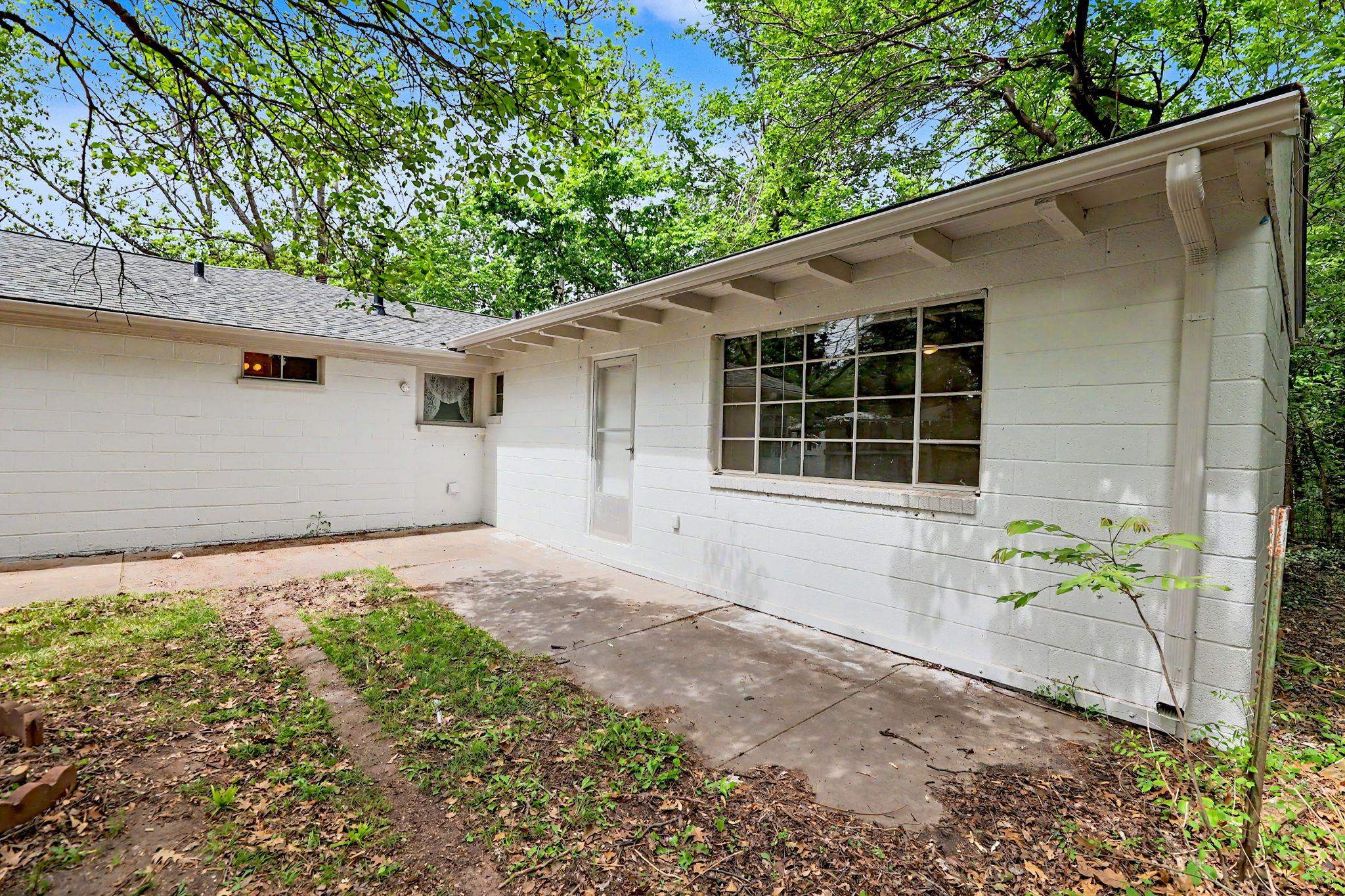 1830 S Chautauqua Wichita KS 67211