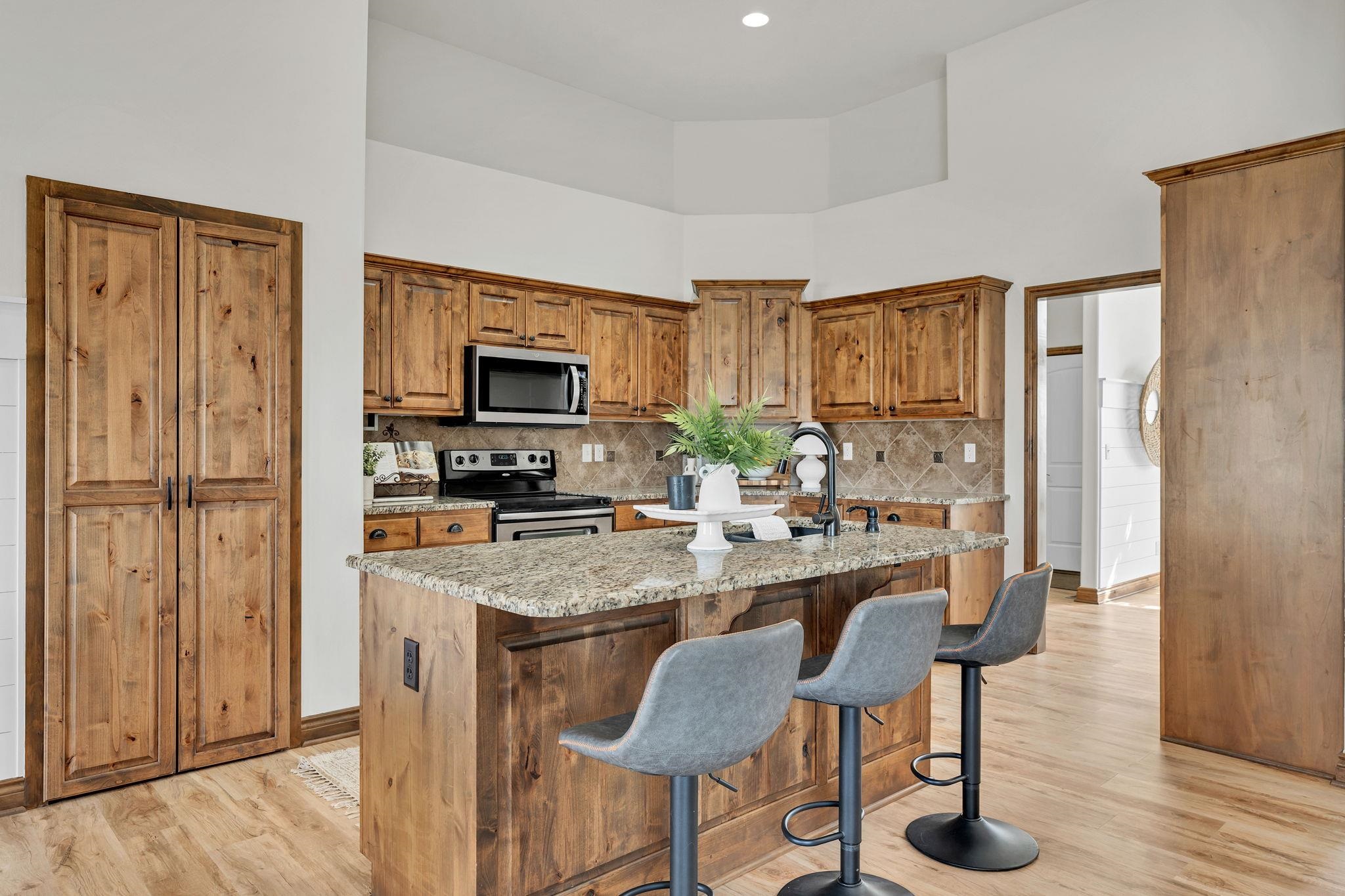 808 E Woodstone Circle Andover KS 67002