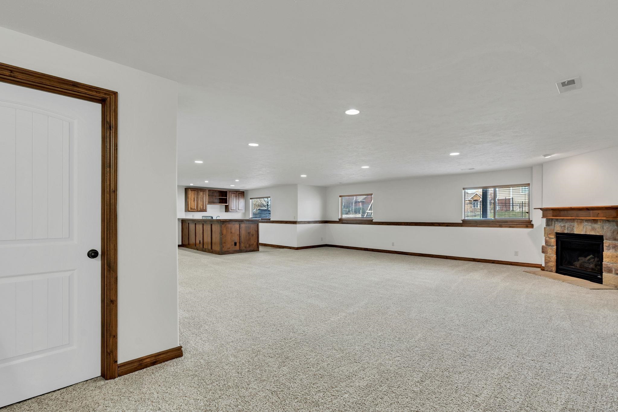 808 E Woodstone Circle Andover KS 67002