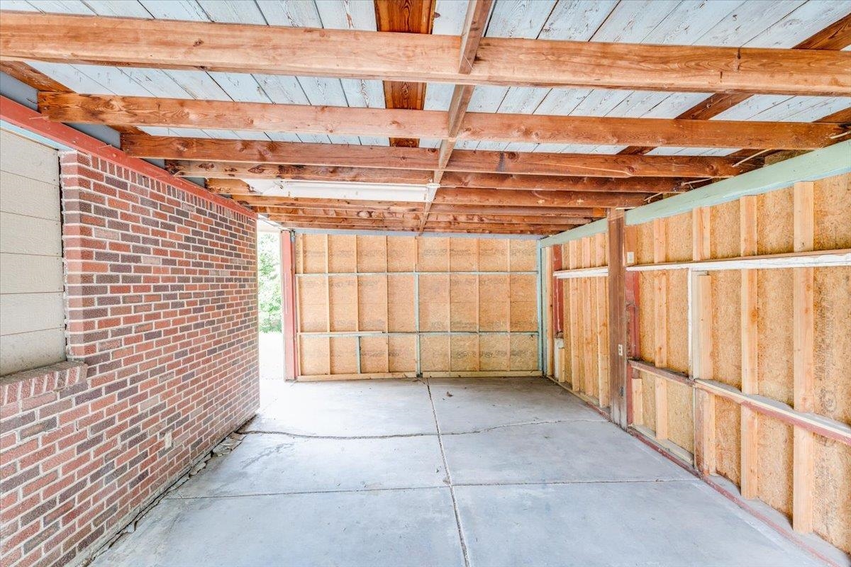 647 S Vassar Street Wichita KS 67218