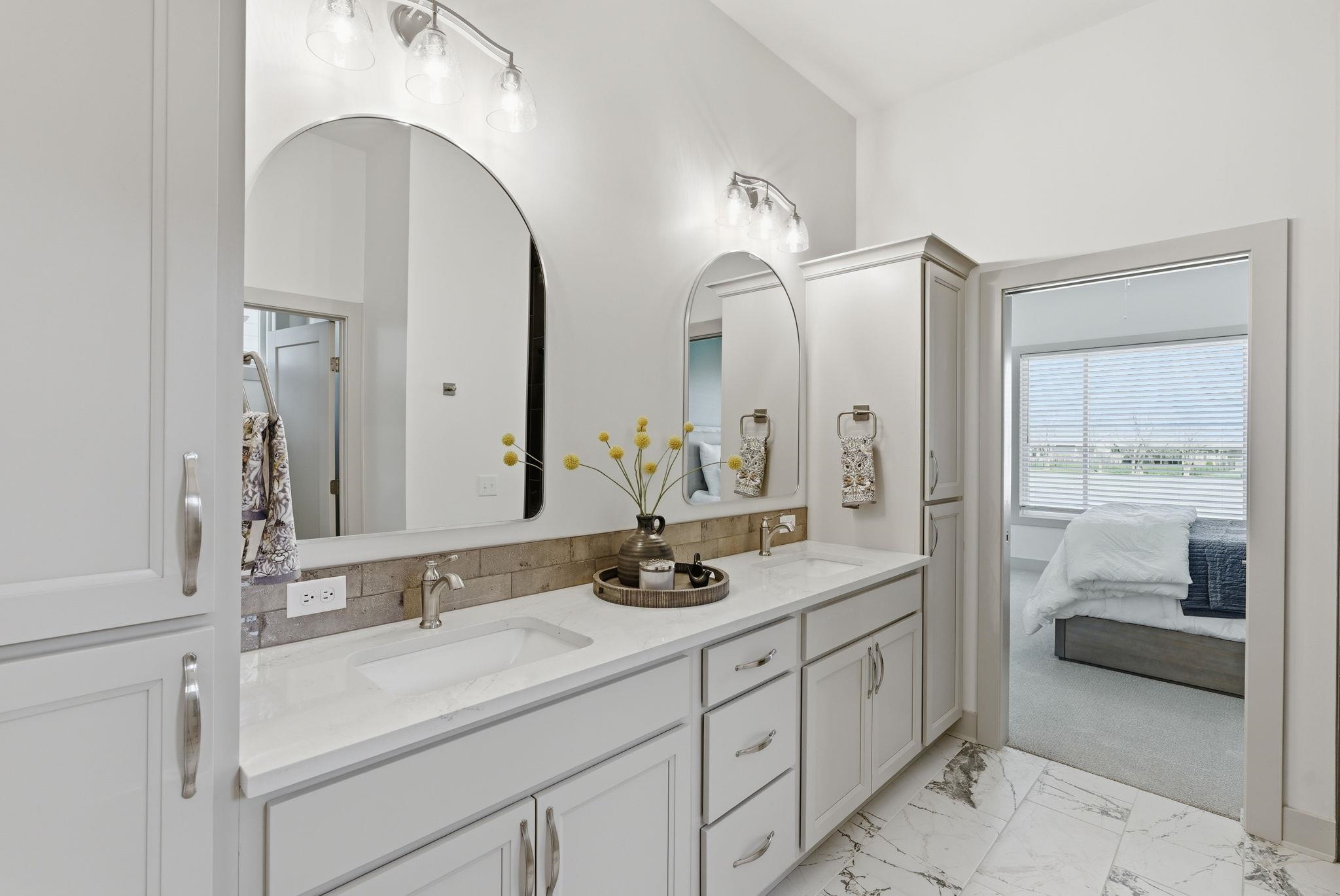 5856 E Central Park Bel Aire KS 67220