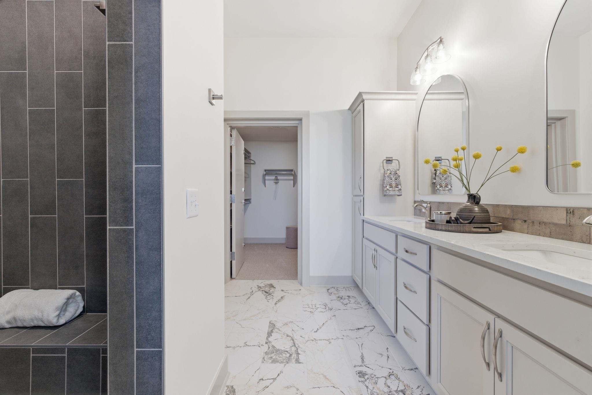 5856 E Central Park Bel Aire KS 67220