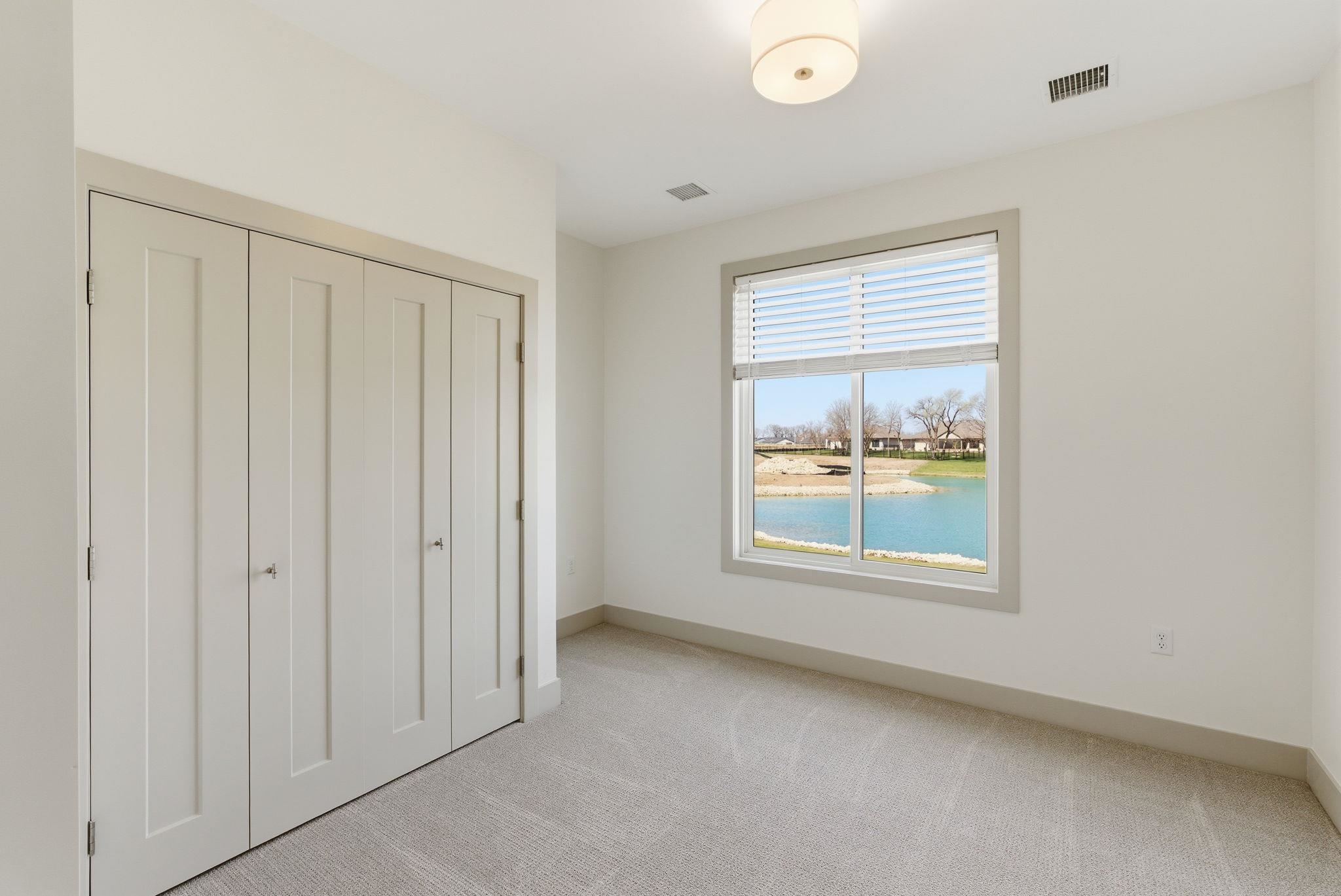5856 E Central Park Bel Aire KS 67220