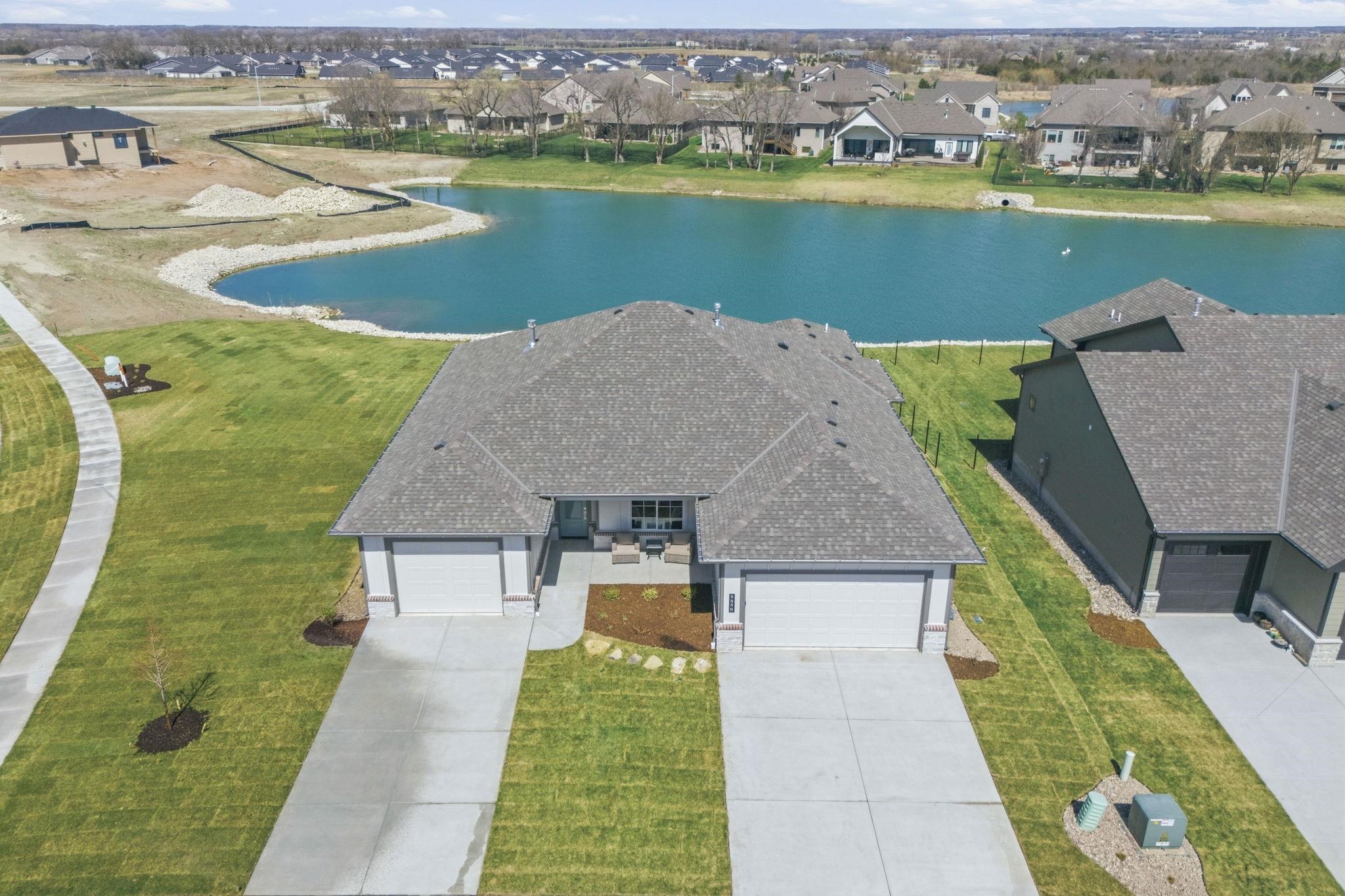 5856 E Central Park Bel Aire KS 67220