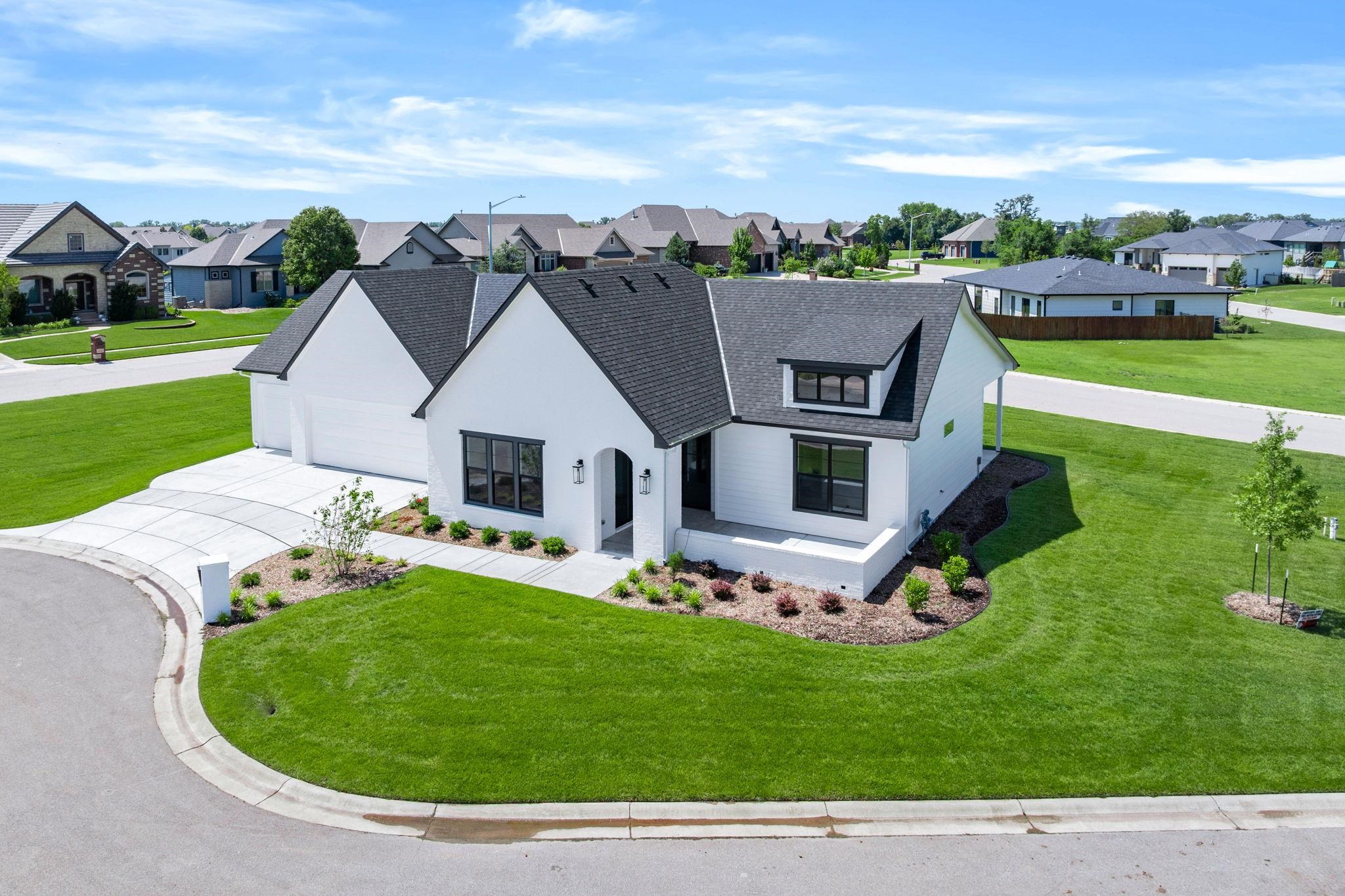 4622 W Emerald Bay Court Wichita KS 67205