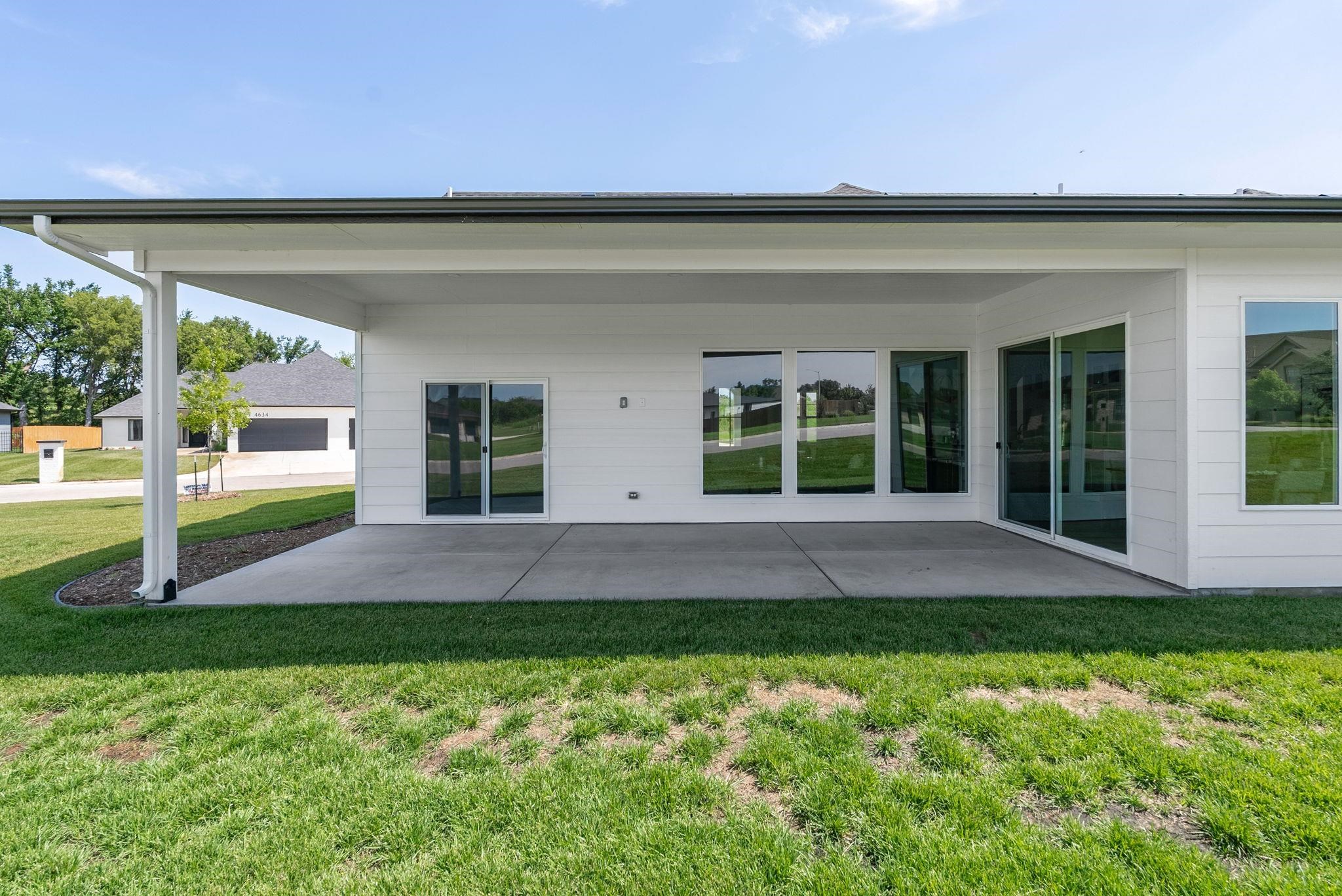 4622 W Emerald Bay Court Wichita KS 67205