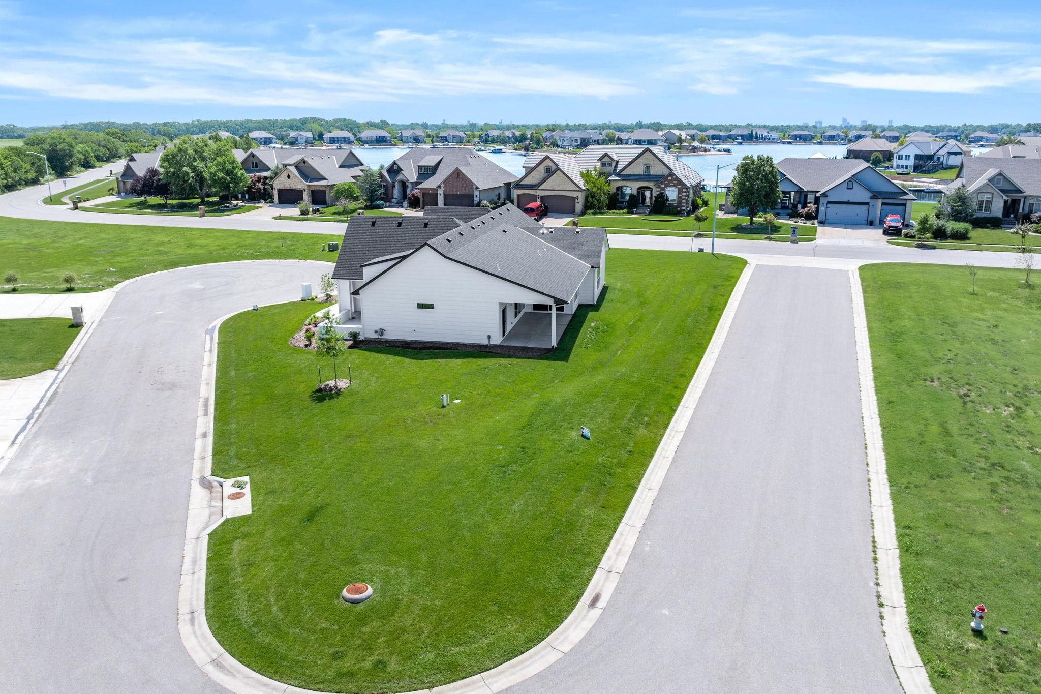 4622 W Emerald Bay Court Wichita KS 67205
