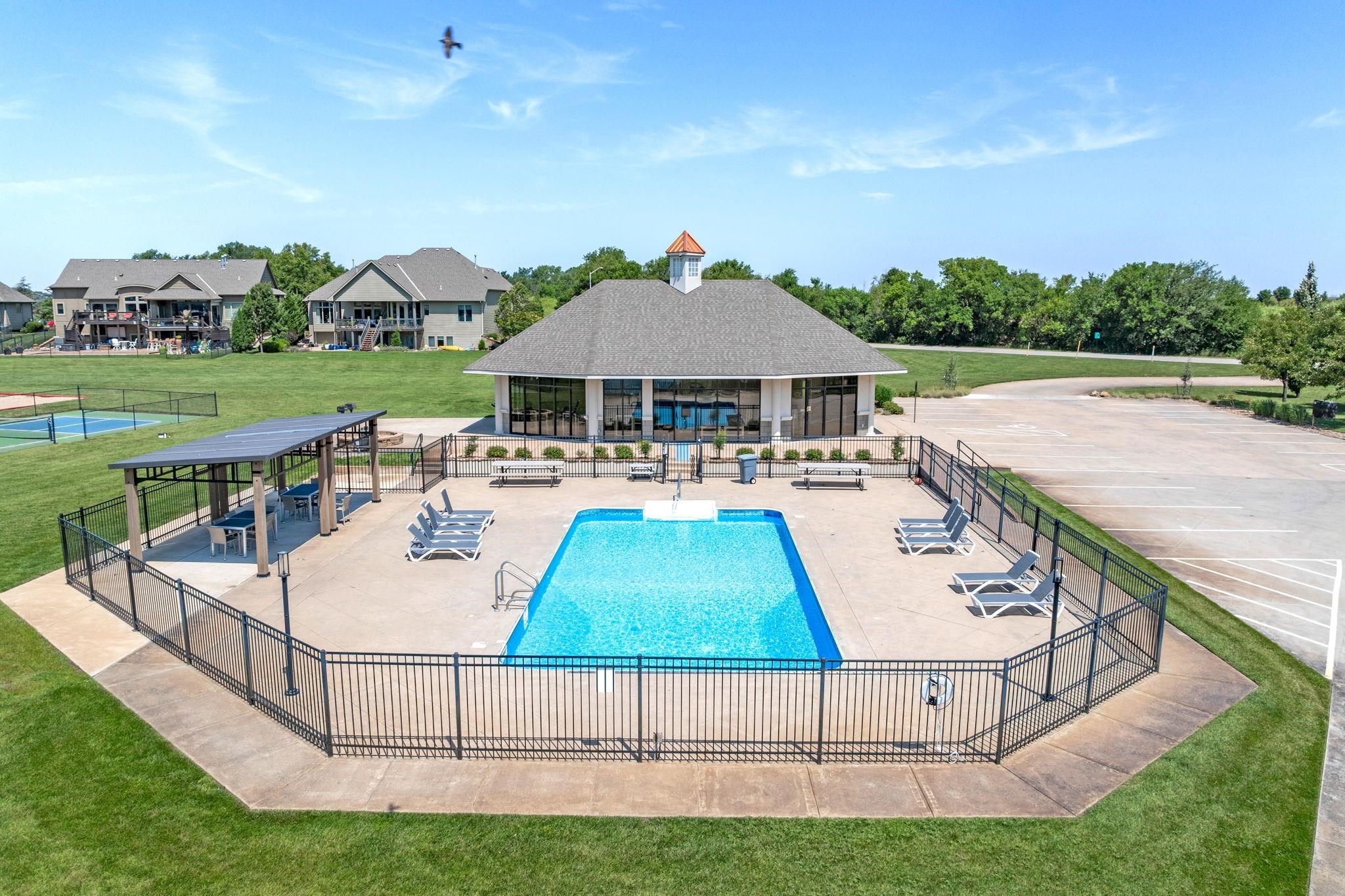 4622 W Emerald Bay Court Wichita KS 67205