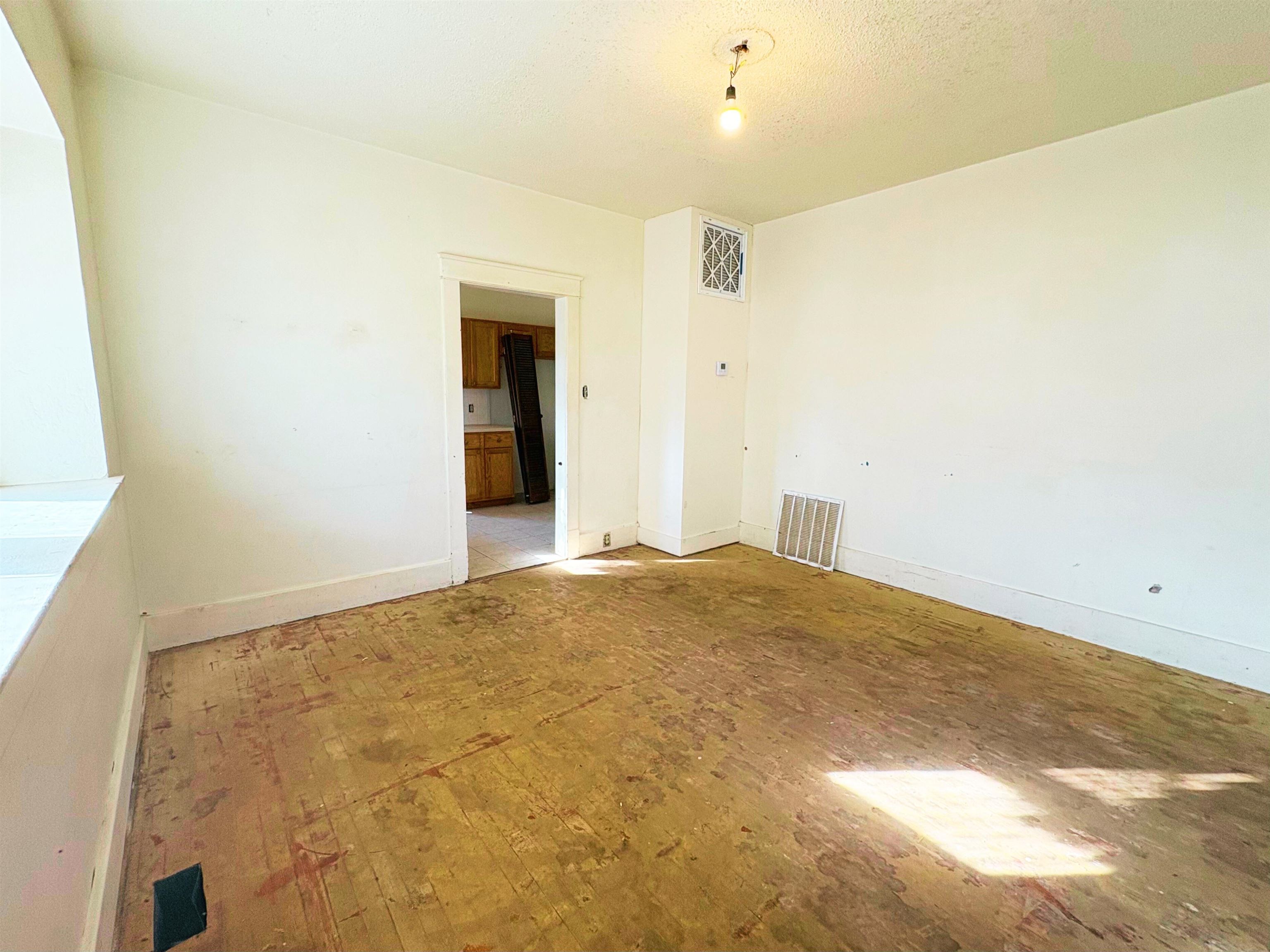 811 S D Street Arkansas City KS 67005