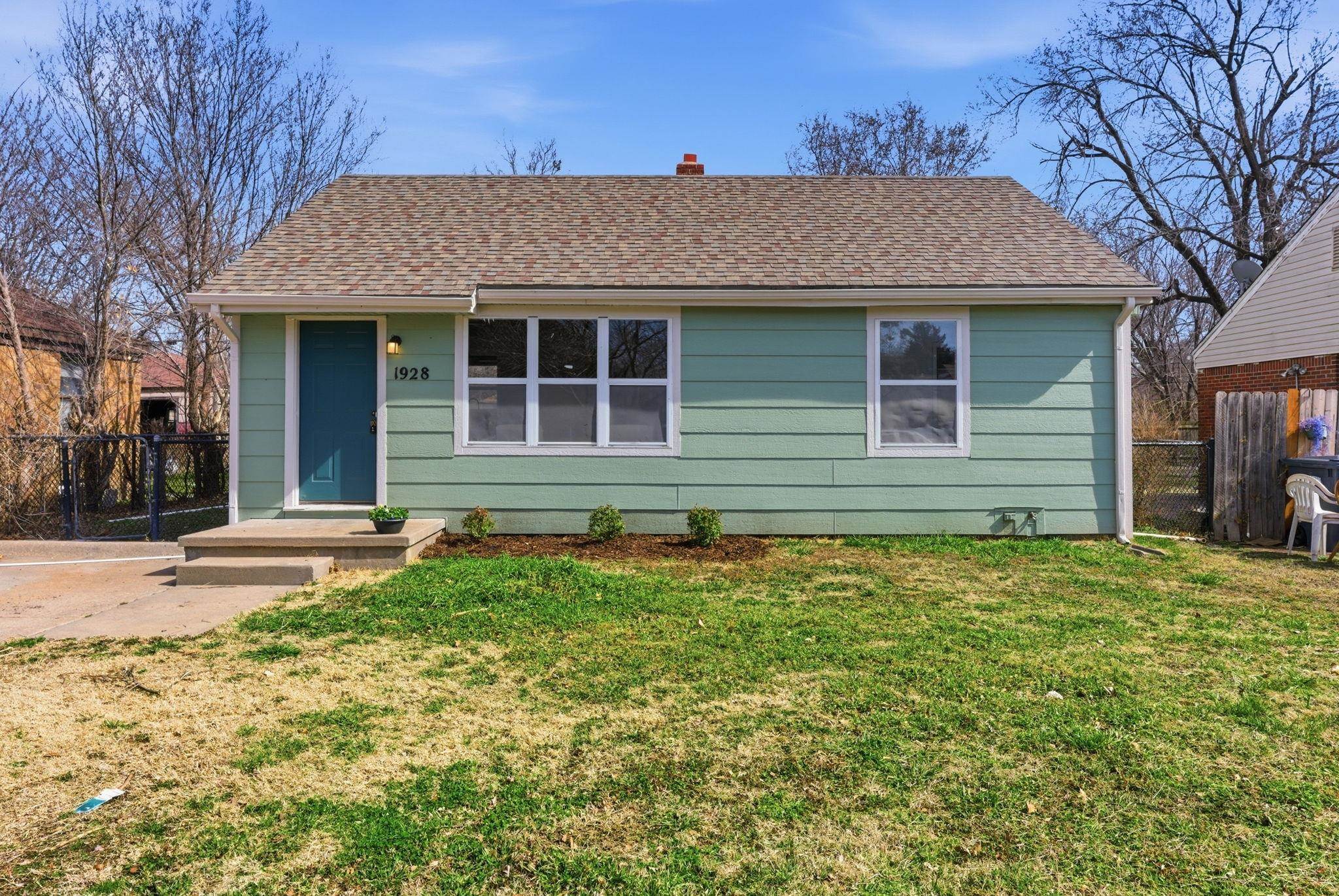 1928 N Spruce Avenue Wichita KS 67214