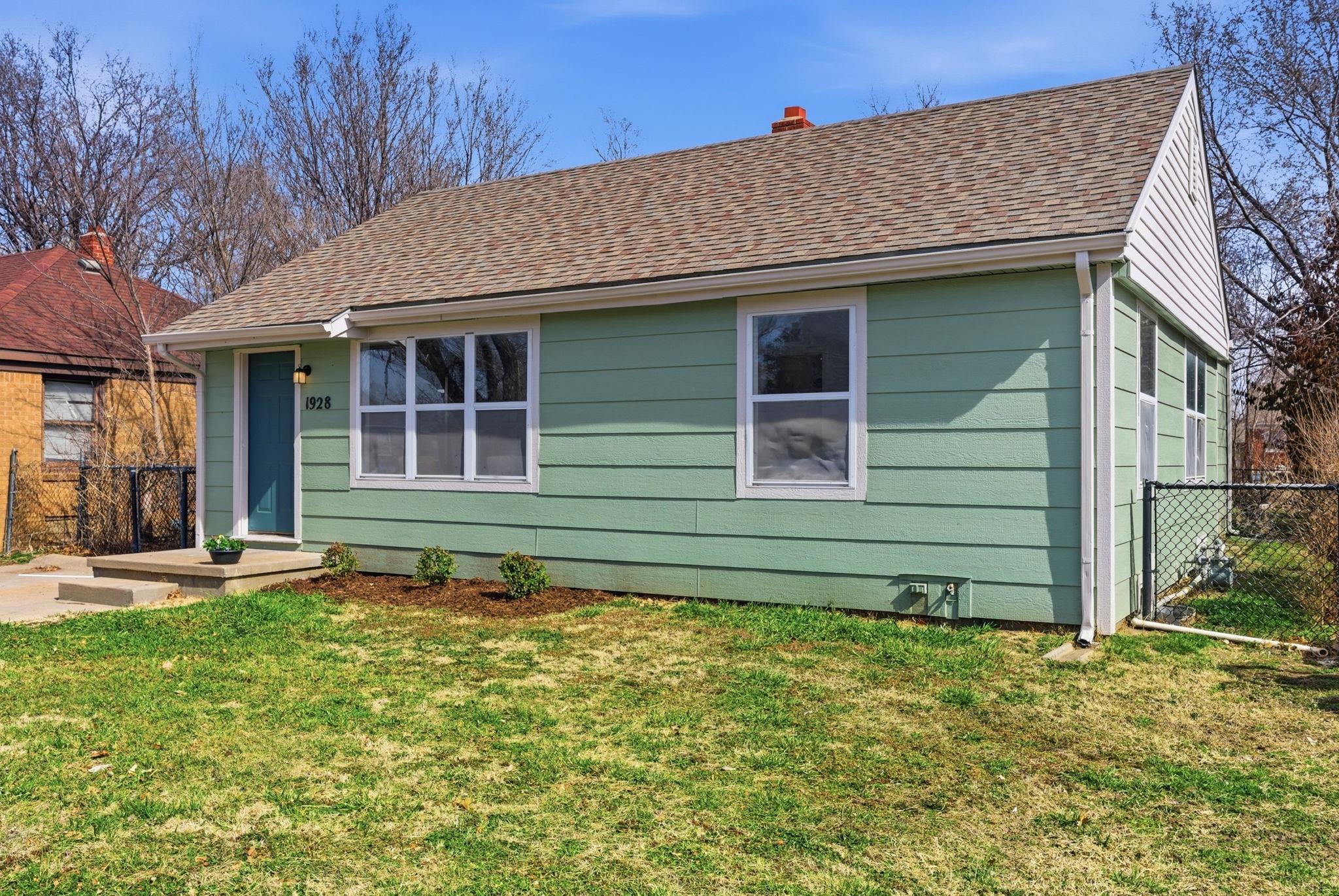 1928 N Spruce Avenue Wichita KS 67214