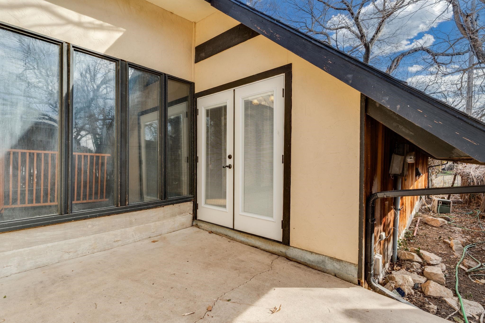 1947 E Marion Road Wichita KS 67216
