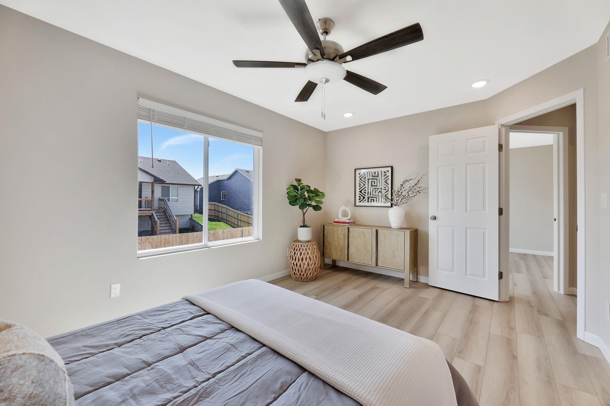 9287 E Fox Pointe Bel Aire KS 67226